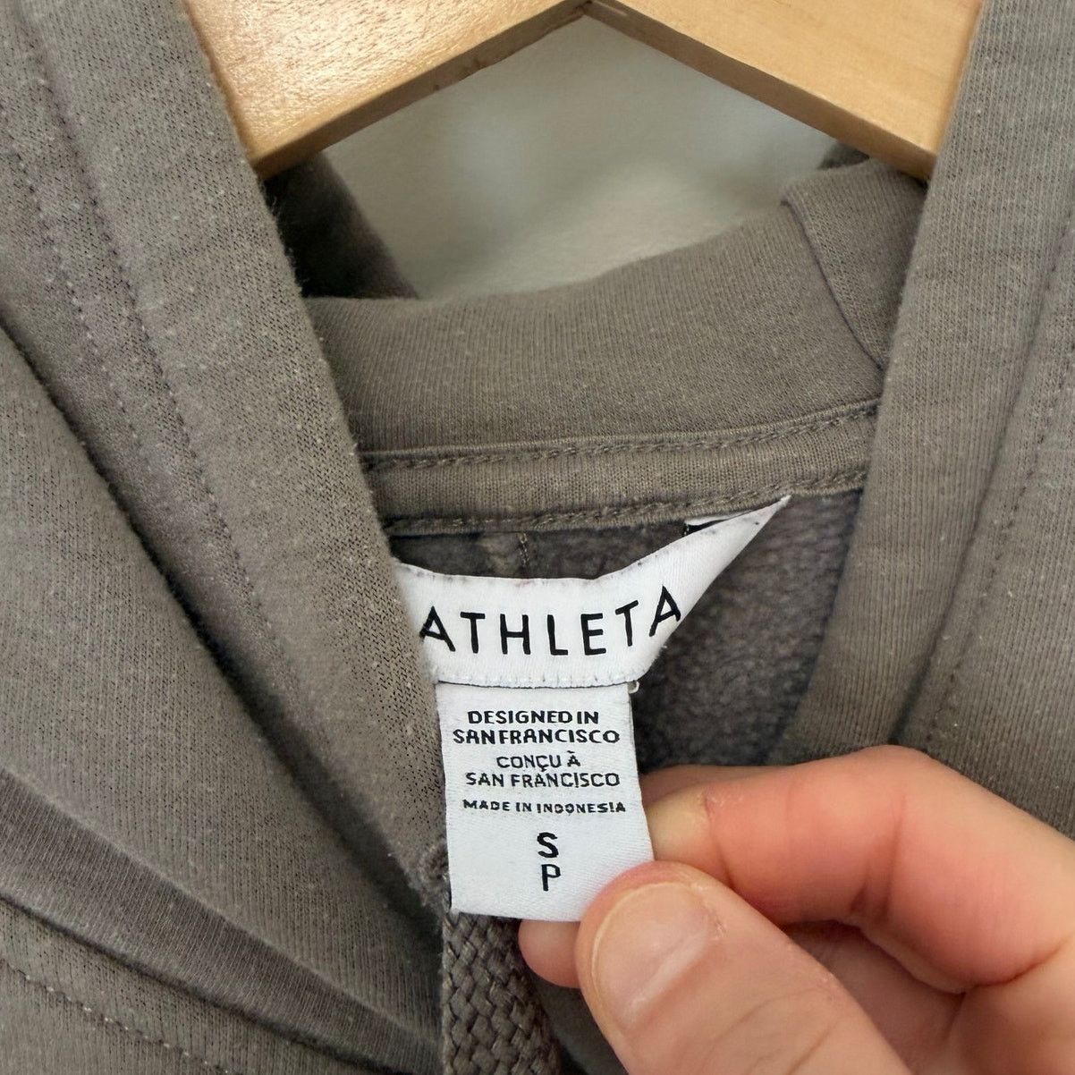 Athleta Athleta Gray Retroplush Hoodie Sz S Size S / US 4 / IT 40 - 2 Thumbnail