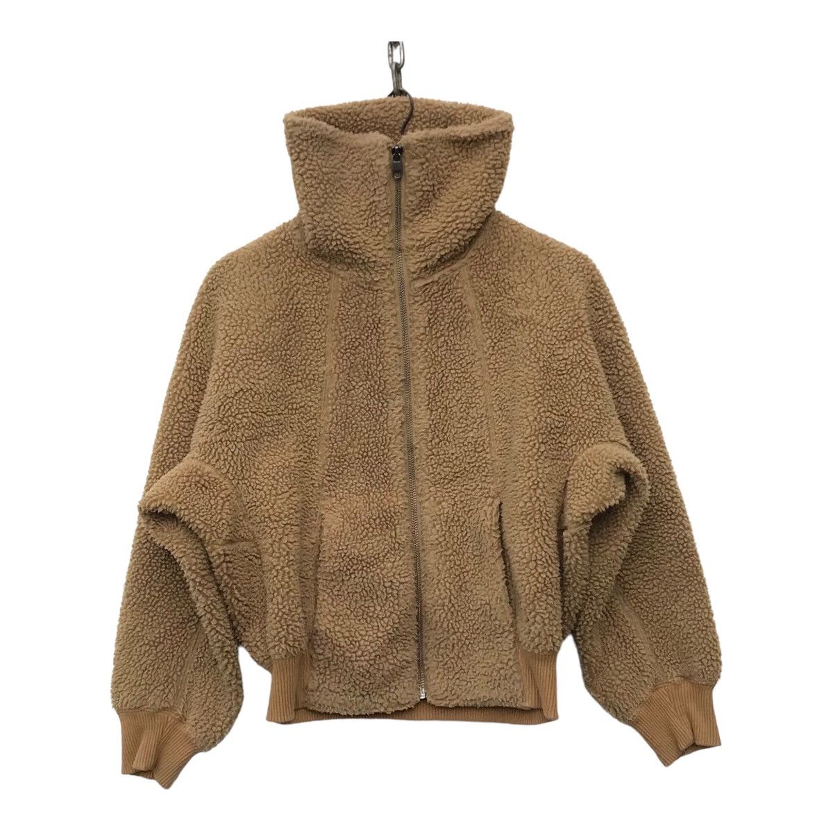 Uniqlo Uniqlo Sherpa Sweater Size US M / EU 48-50 / 2 - 5 Thumbnail