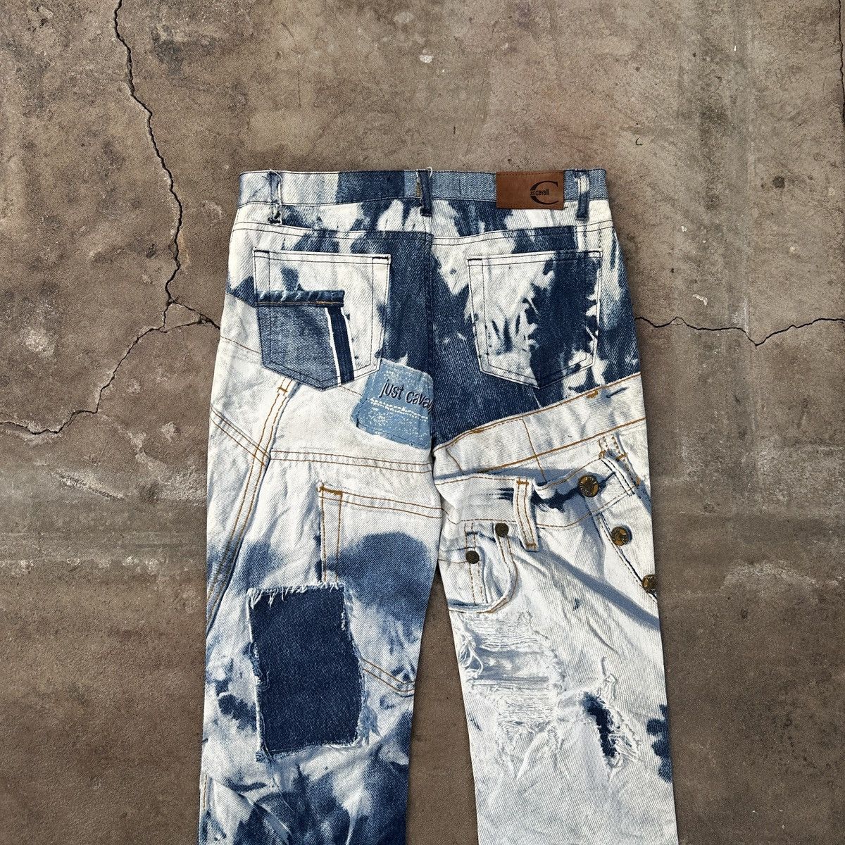 Just Cavalli Vintgae 2001 Just Cavalli Printed Denim Pants Size 26" / US 2 / IT 38 - 9 Thumbnail