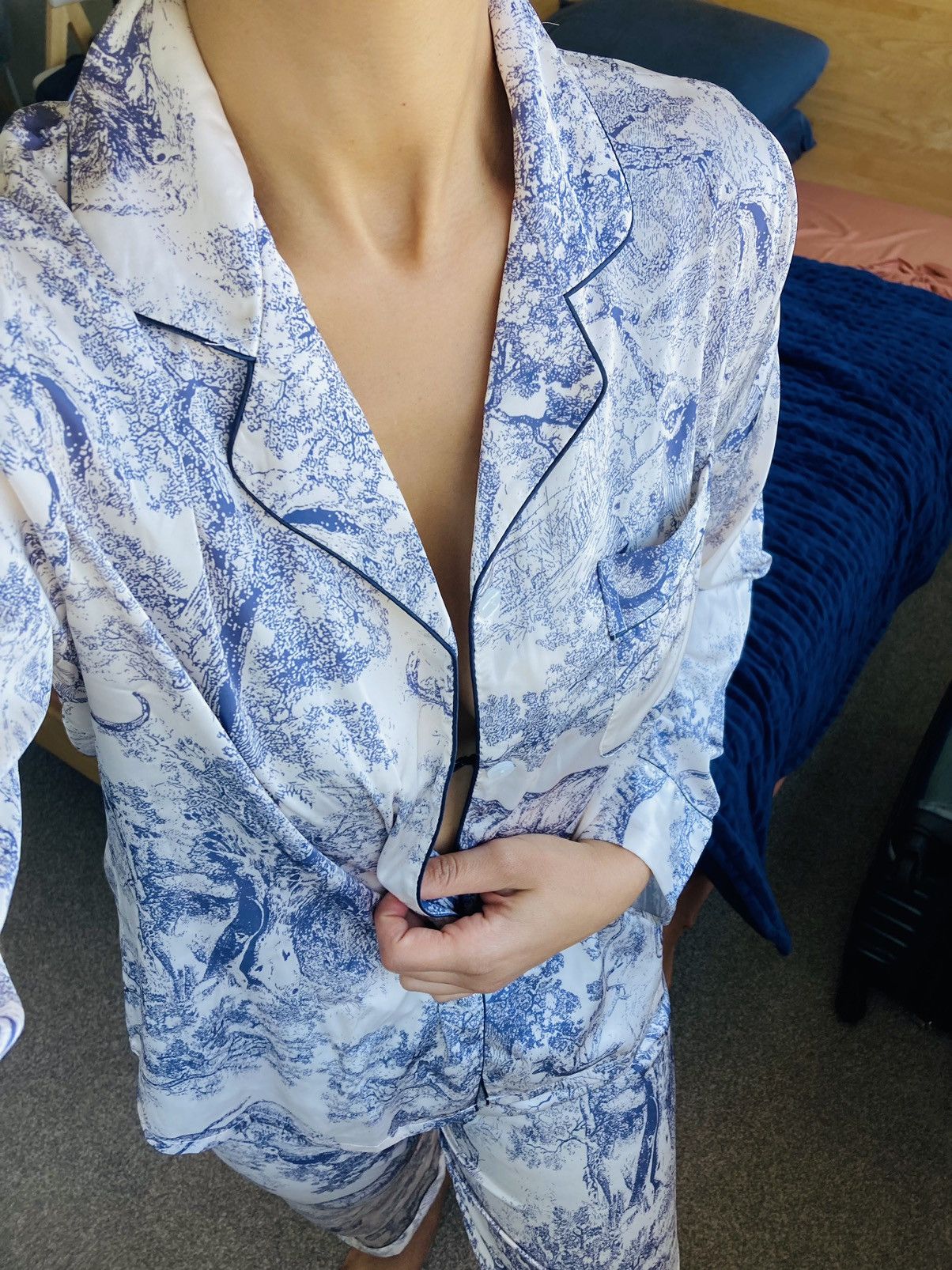 Other ✨ Elegant Toile de Jouy Satin Pajamas ✨ high end Size S / US 4 / IT 40 - 6 Thumbnail