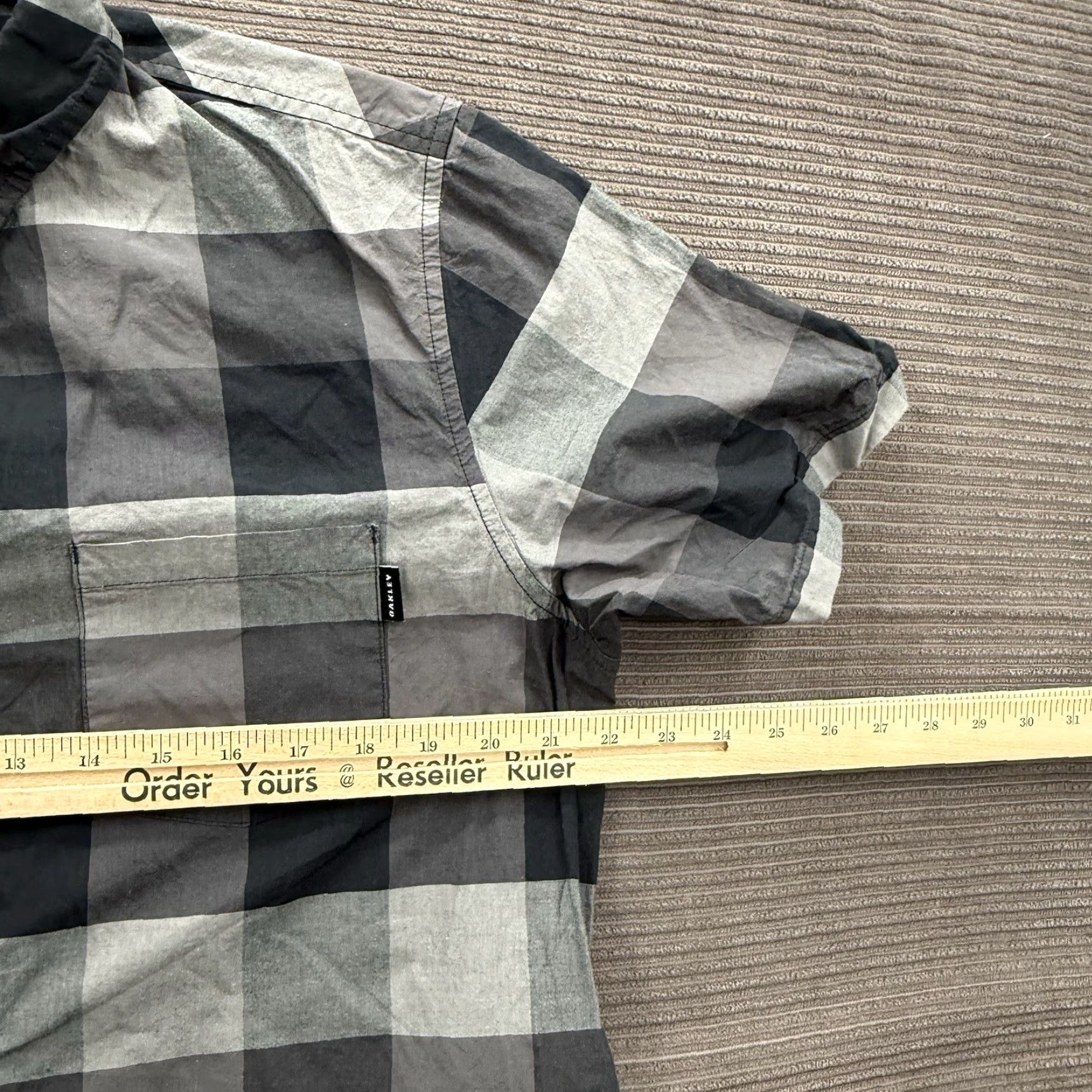 Oakley Oakley Shirt Men L Gray Plaid Cotton Regular Fit Short Sleeve Button Up Size US L / EU 52-54 / 3 - 4 Thumbnail