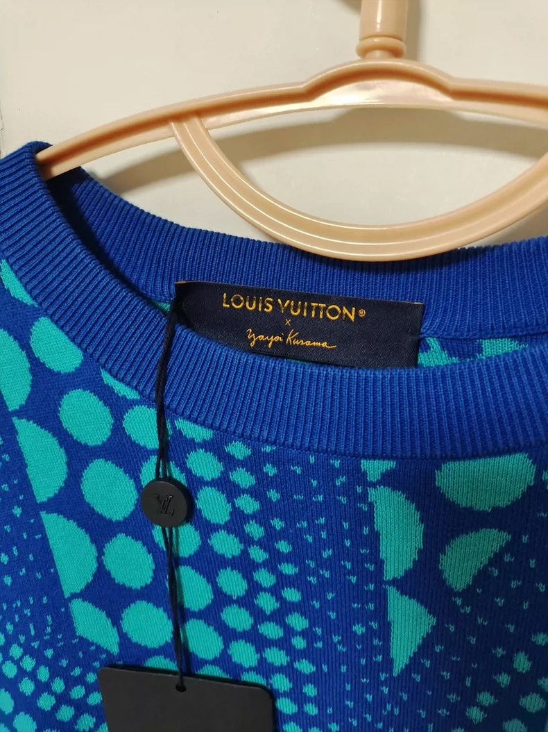 Louis Vuitton Louis Vuitton short sleeves Size US M / EU 48-50 / 2 - 2 Thumbnail