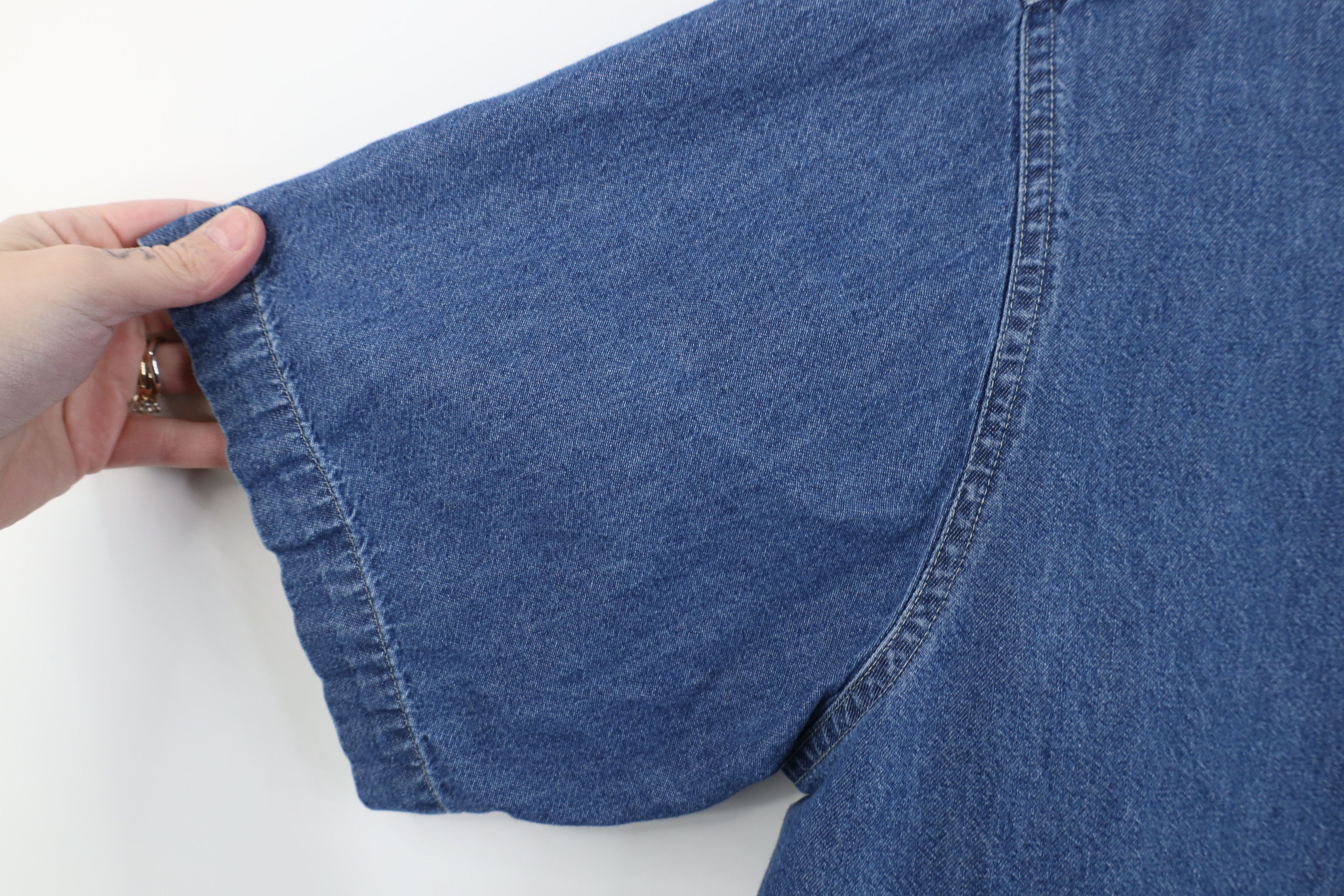 Vintage Vintage 90s Streetwear Short Sleeve Jean Button Down Shirt Size US M / EU 48-50 / 2 - 6 Thumbnail