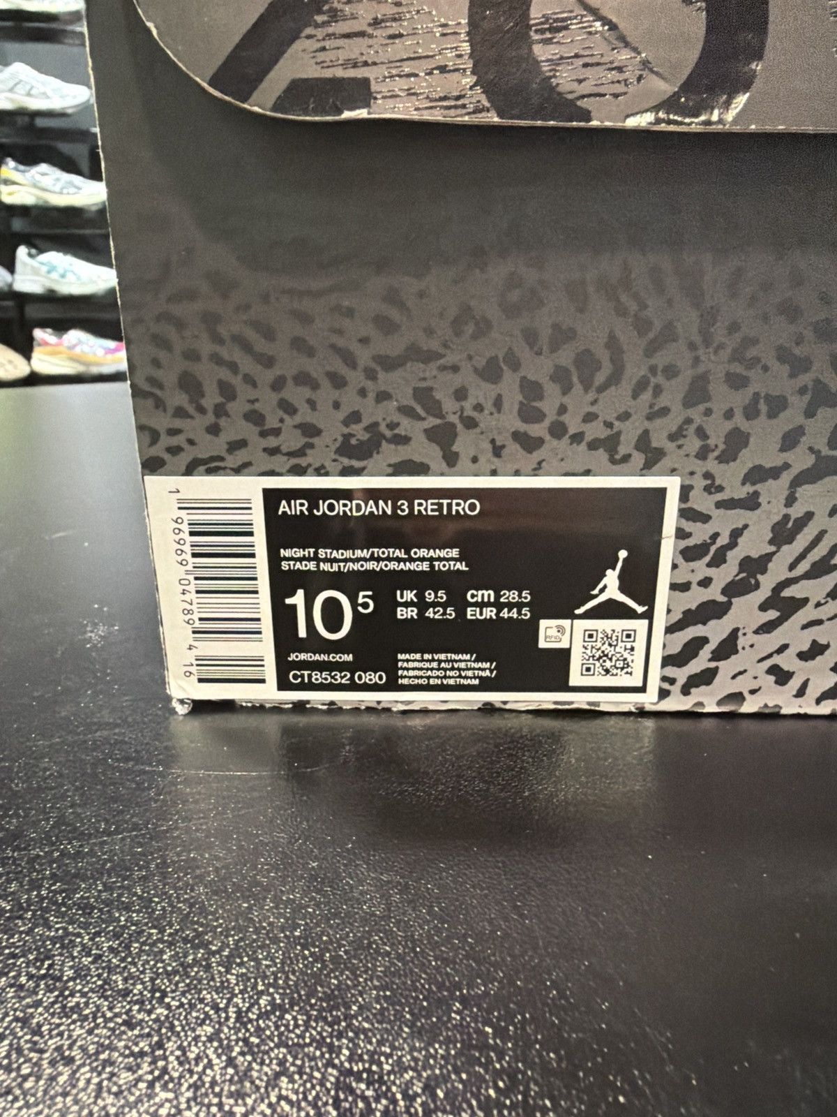 Jordan Brand Jordan 3 Fearless Pack Size-10.5 Brand New Quick Ship Size US 10.5 / EU 43-44 - 8 Thumbnail