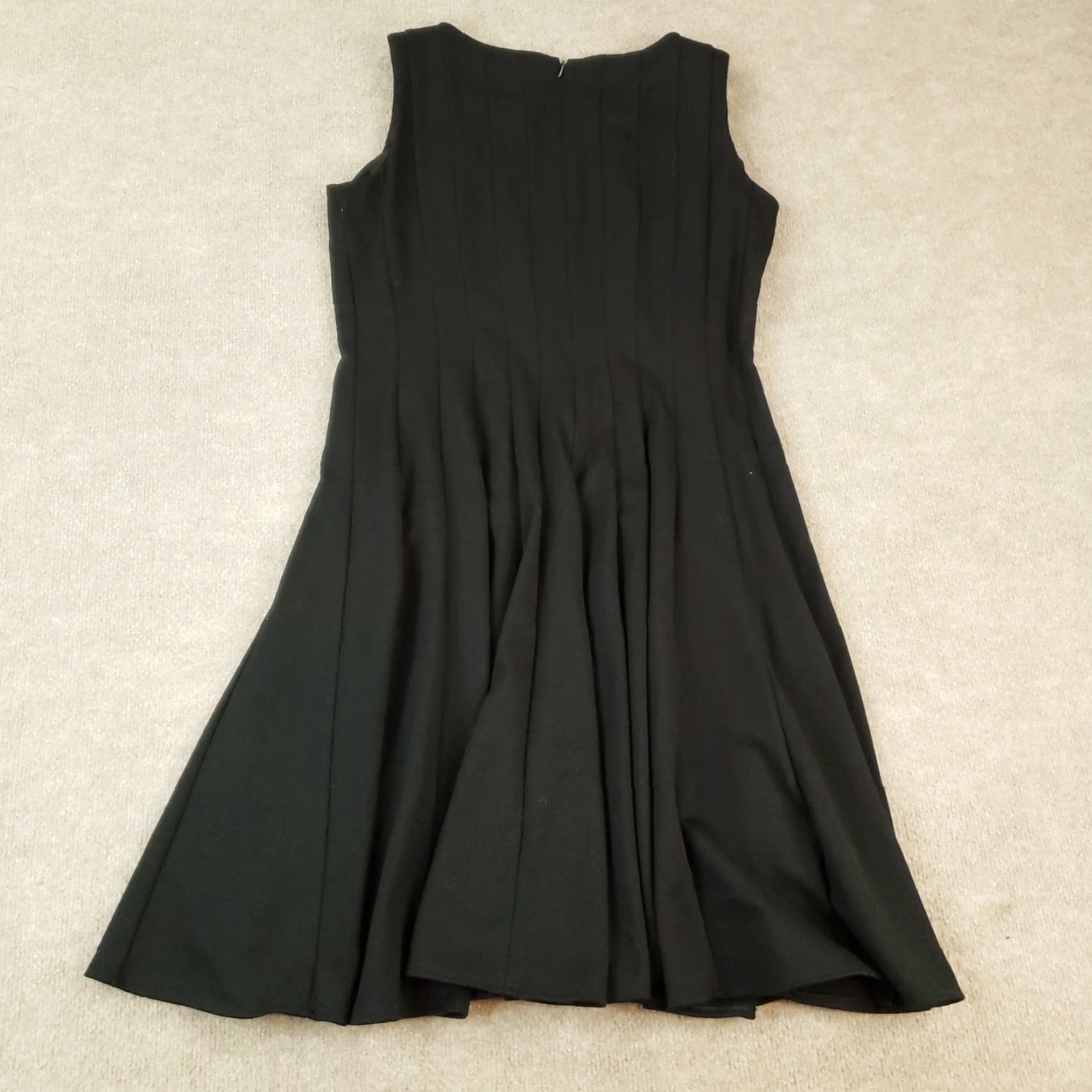 Saks Fifth Avenue Dress Womens Size 12 Black Fit & Flare Pleated Sleeveless  Knee Length Casual