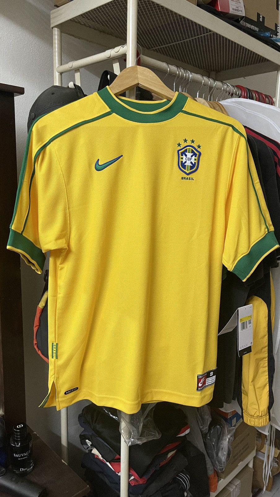 Nike Nike Brazil 1998 Reissue Jersey Size US S / EU 44-46 / 1 - 1 Thumbnail
