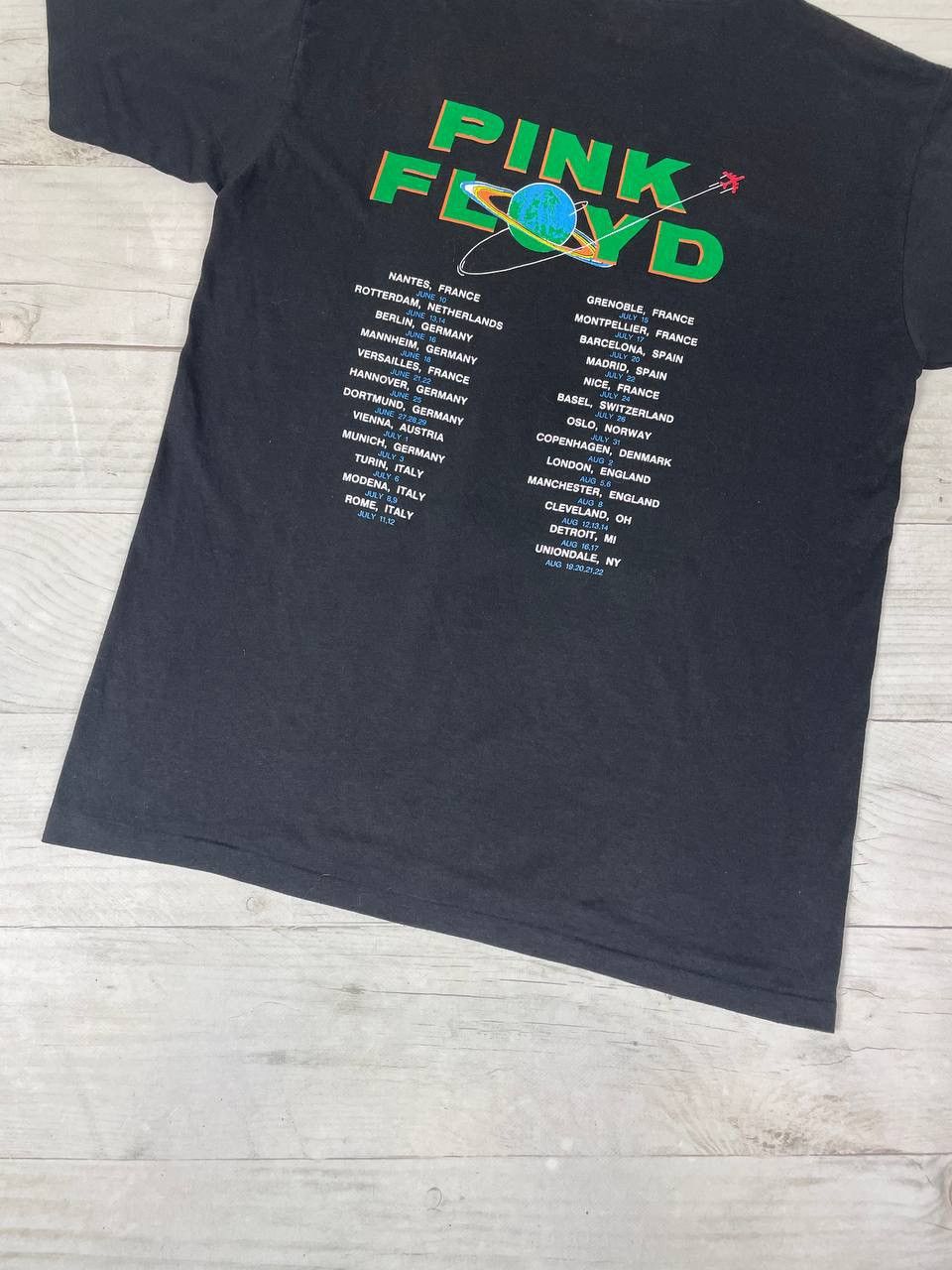Pink Floyd Vintage Pink Floyd 1987 A Momentary Lapse of Reason Tour Tee Size US XL / EU 56 / 4 - 17 Thumbnail