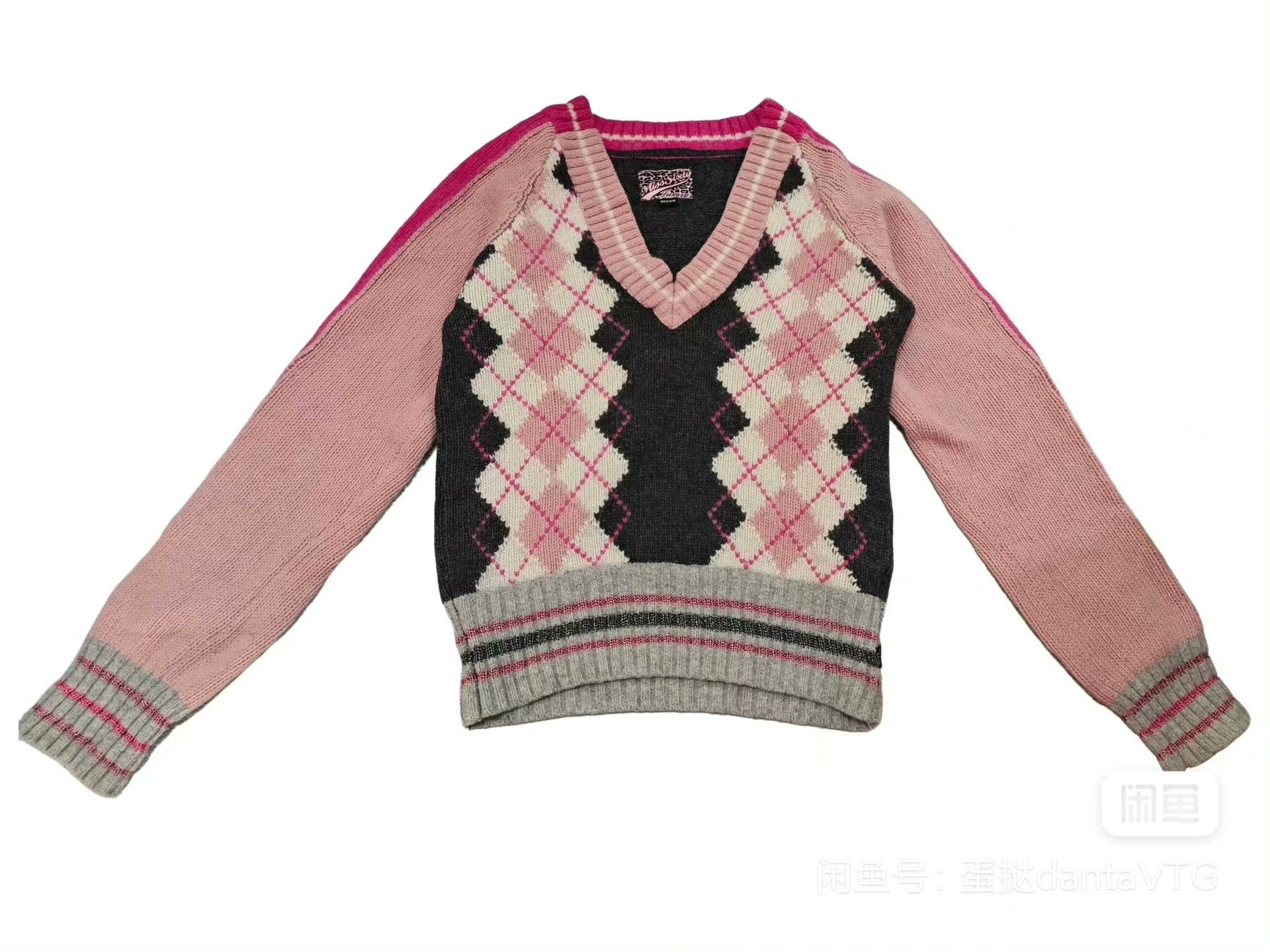 Miss Sixty Miss Sixty Pink Gray Argyle V-Neck Wool Top Size M / US 6-8 / IT 42-44 - 1 Thumbnail