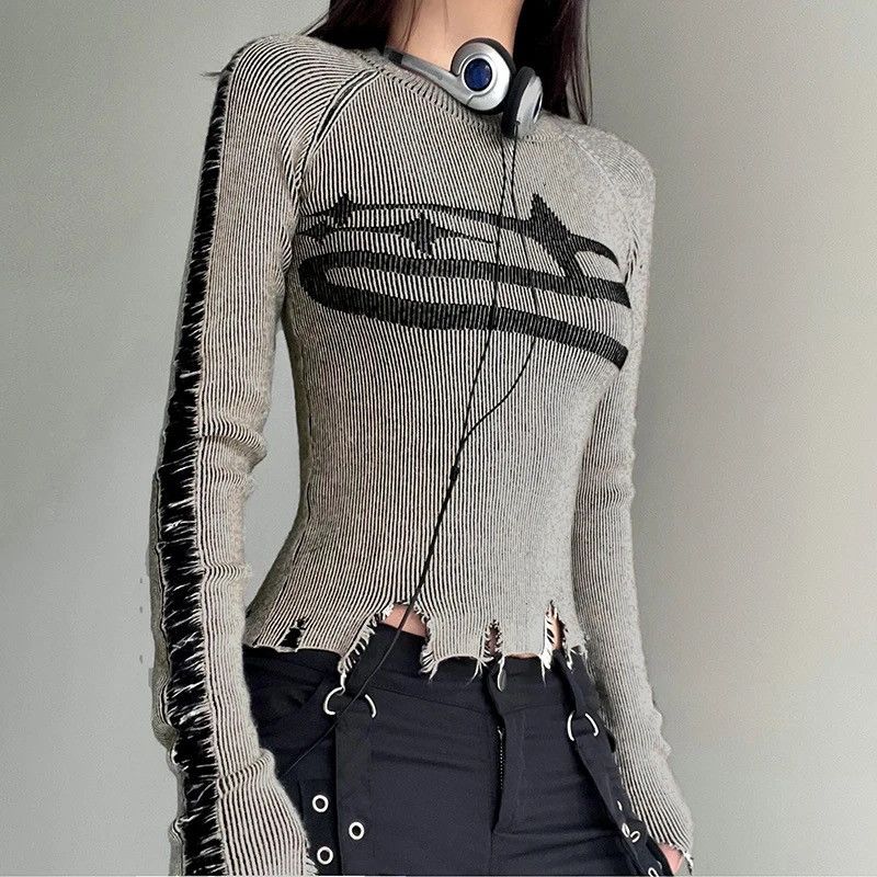 Japanese Brand Women Long Sleeve Jumpers Ripped Vintage Sweater Size S / US 4 / IT 40 - 3 Thumbnail