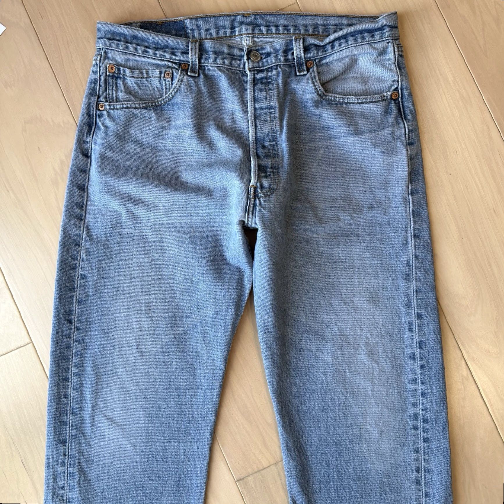 Levi's VINTAGE Levi's 501 Jeans 32 Blue Straight Leg 90s Denim Workwear Non Selvedge Mens Jeans Regu lar 32x30 Size US 32 / EU 48 - 3 Thumbnail
