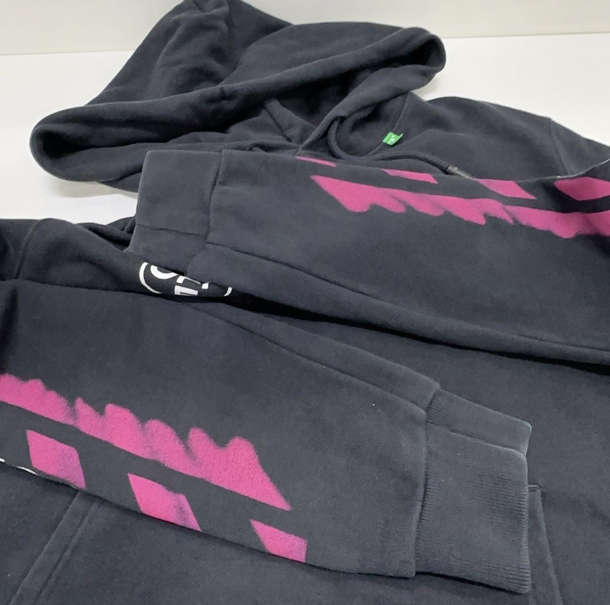 Off-White Off-White SS19 Diag Stencil Hoodie Size US S / EU 44-46 / 1 - 3 Thumbnail