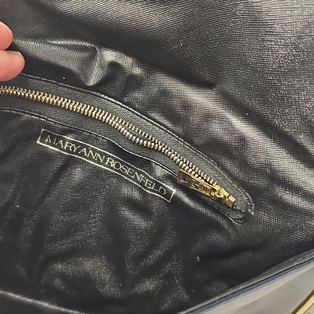 The Unbranded Brand MaryAnn Rosenfeld Black Gold chain Strap Shoulder Crossbody Size ONE SIZE - 5 Thumbnail