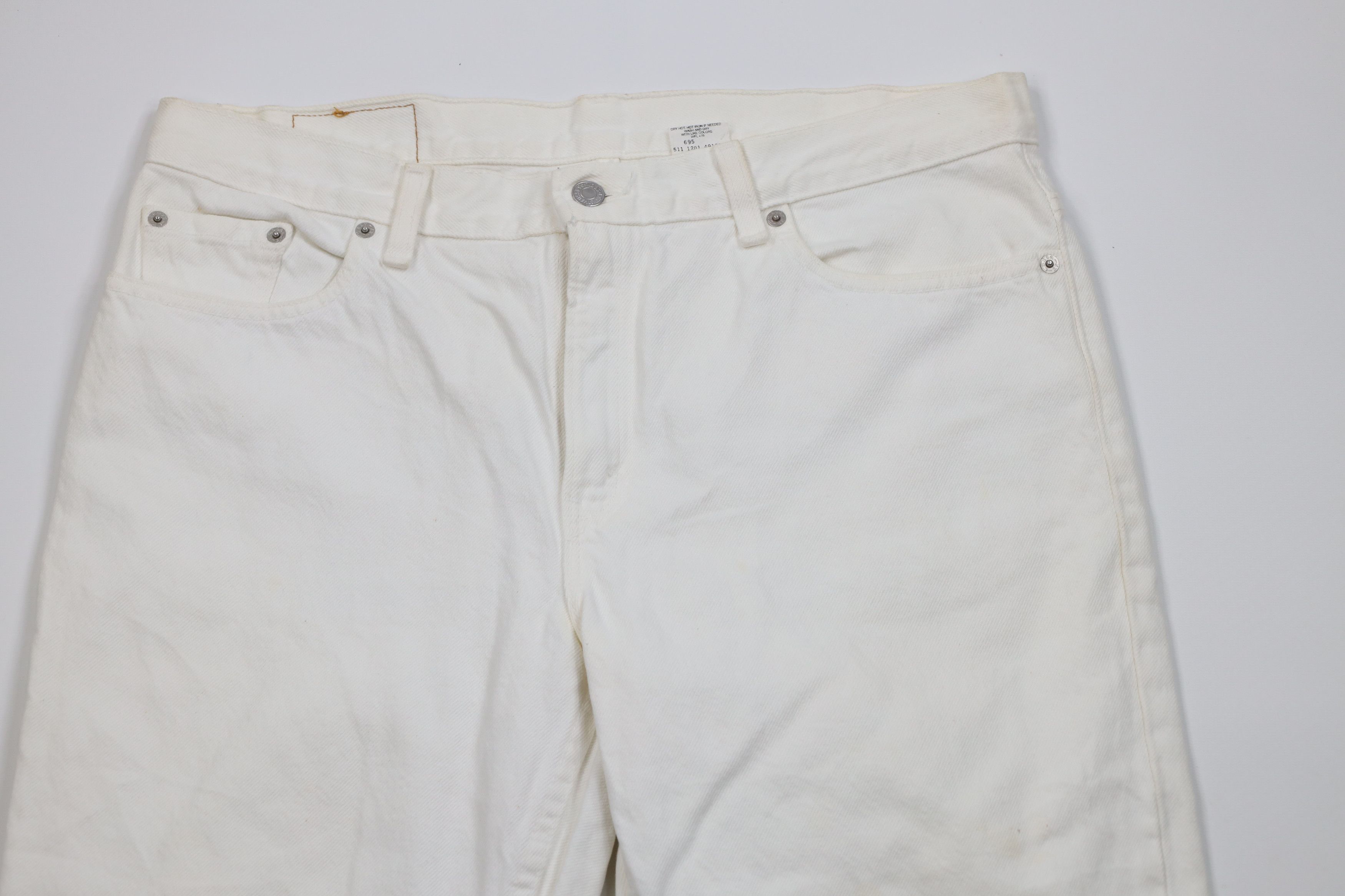 Levi's Vintage Y2K 2001 Levis 505 Regular Straight Jeans White USA Size US 34 / EU 50 - 2 Thumbnail