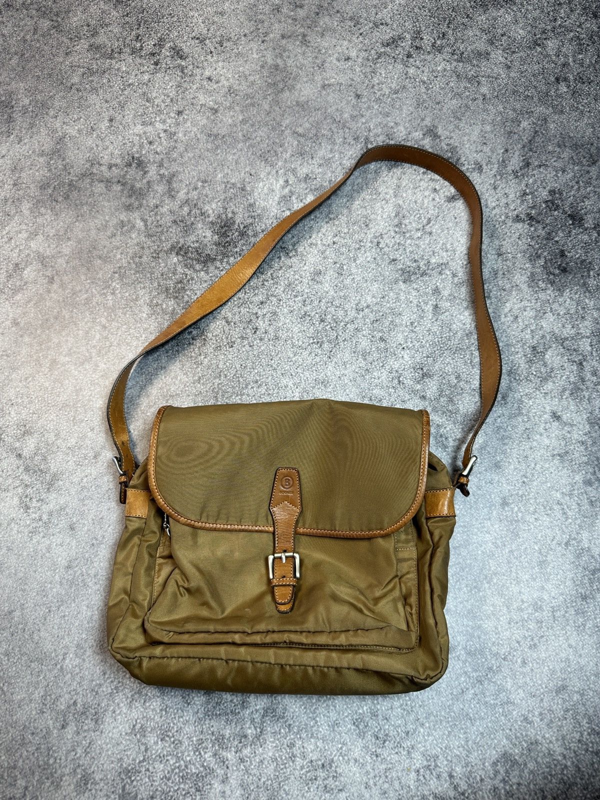 Bogner × Vintage Y2K Vintage Bogner Cross Body Bag Streetwear Rare Style USA Size ONE SIZE - 1 Thumbnail