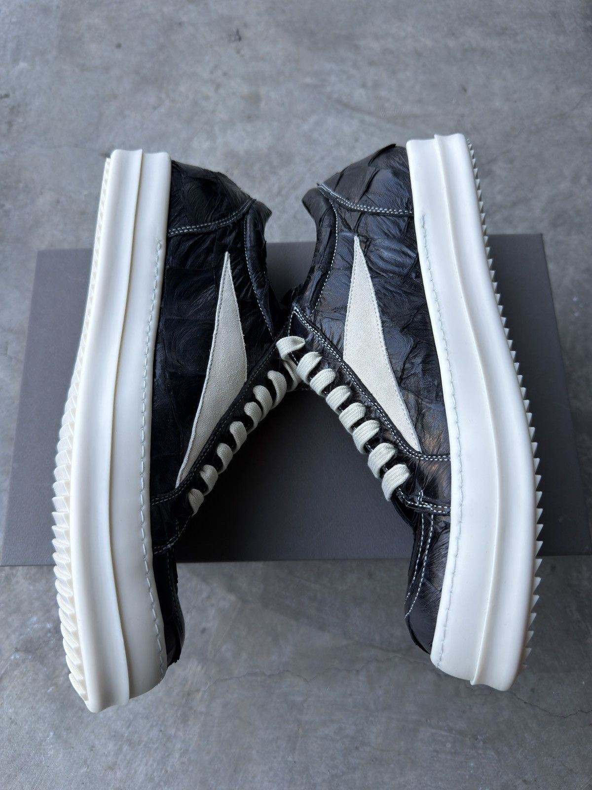 Rick Owens SOLD*Rick owens x Maxfield Exclusive pirarucu vintage sneaks Size US 10 / EU 43 - 12 Thumbnail