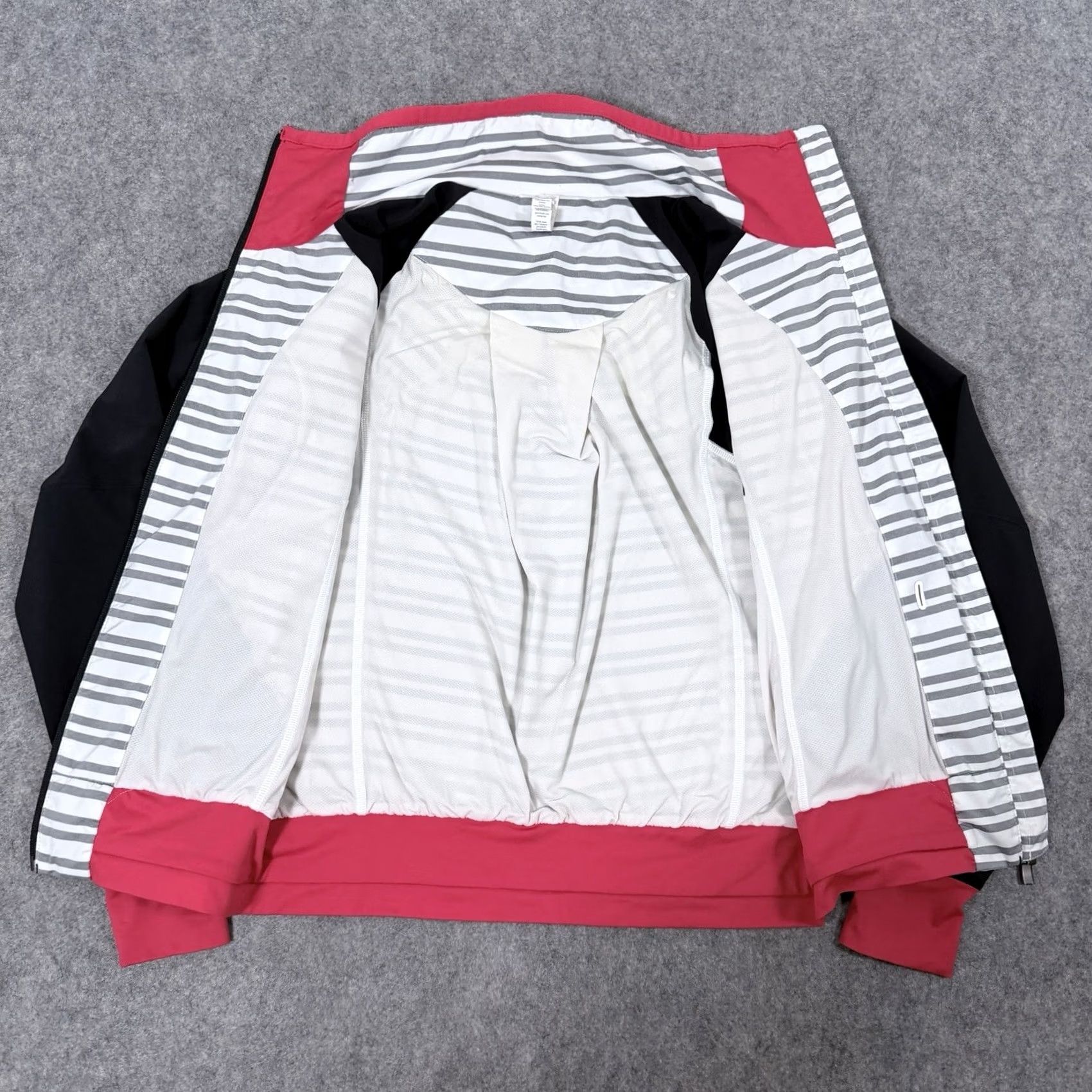 Lululemon Lululemon Athletica Activewear Full-Zip Jacket Multicolor Womens Size 2 Jacket Short Sleeve? Size XS / US 0-2 / IT 36-38 - 5 Thumbnail