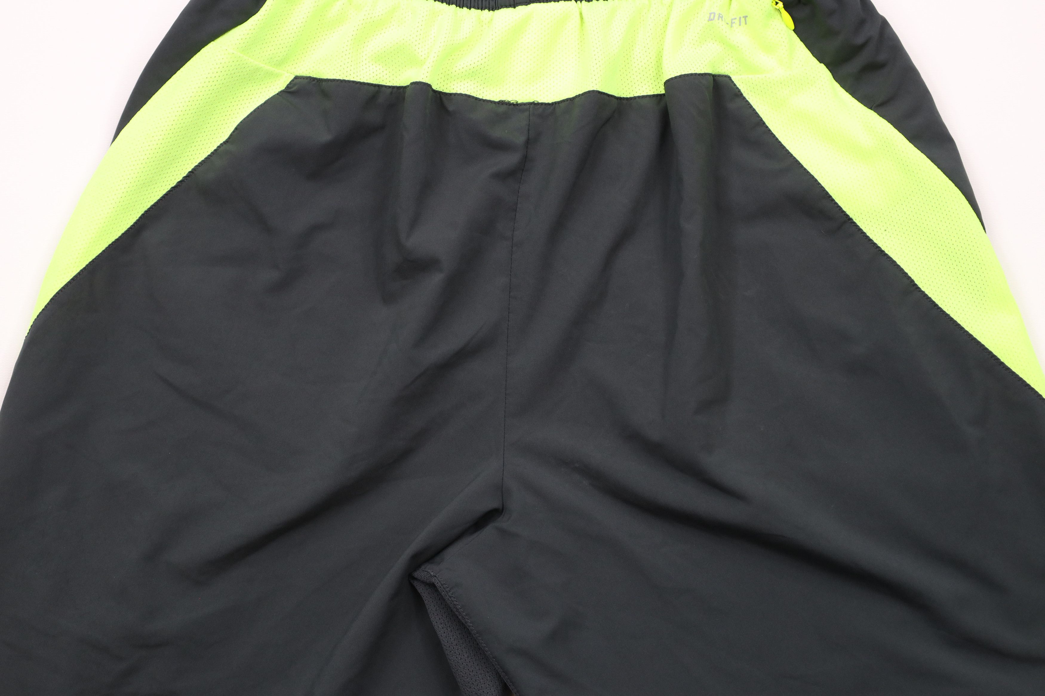 Nike × Vintage Vintage Nike Mini Swoosh Above Knee Running Shorts Gray Size US 34 / EU 50 - 13 Thumbnail