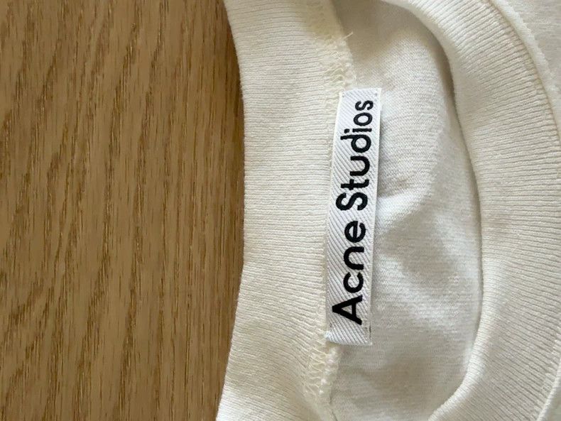 Acne Studios acne studios Letter white short-sleeved shirt Size US S / EU 44-46 / 1 - 3 Thumbnail