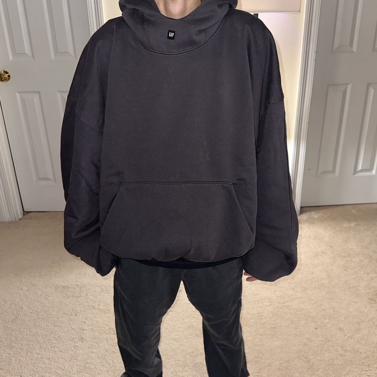 Balenciaga × Gap × Yeezy Yeezy Gap Logo Hoodie Size US S / EU 44-46 / 1 - 8 Thumbnail