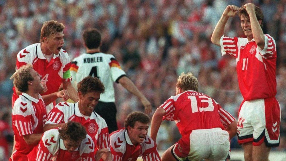 Vintage Denmark Historic shocking Run Jersey 1992 Size US XL / EU 56 / 4 - 10 Thumbnail