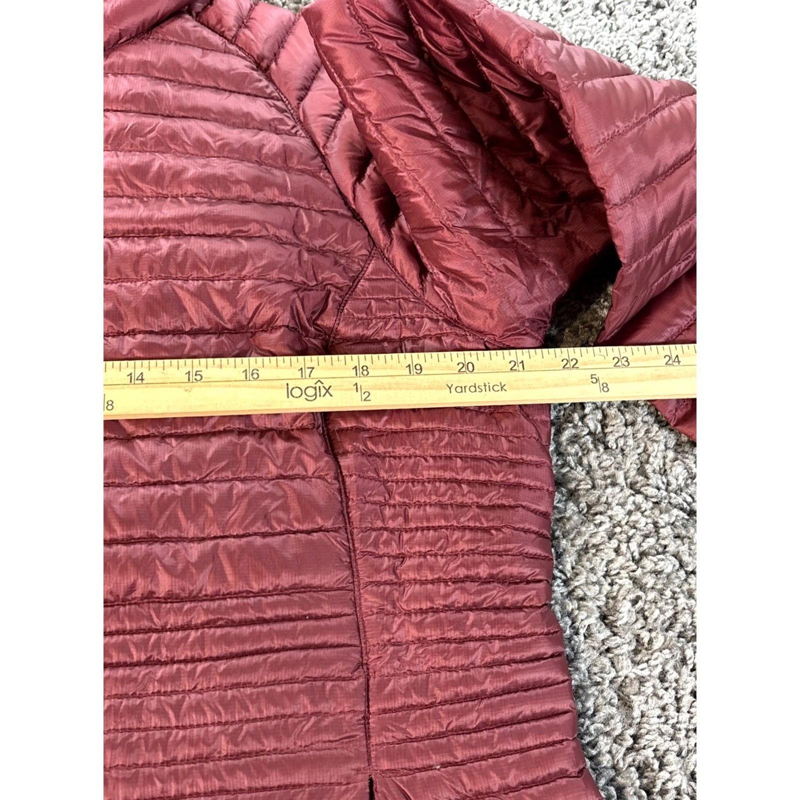 Vintage L.L. Bean Down Jacket Parka Hooded Women Large Red Plum Ultralight 850 Pertex Nylon Long Sleeve Zip Size L / US 10 / IT 46 - 3 Thumbnail