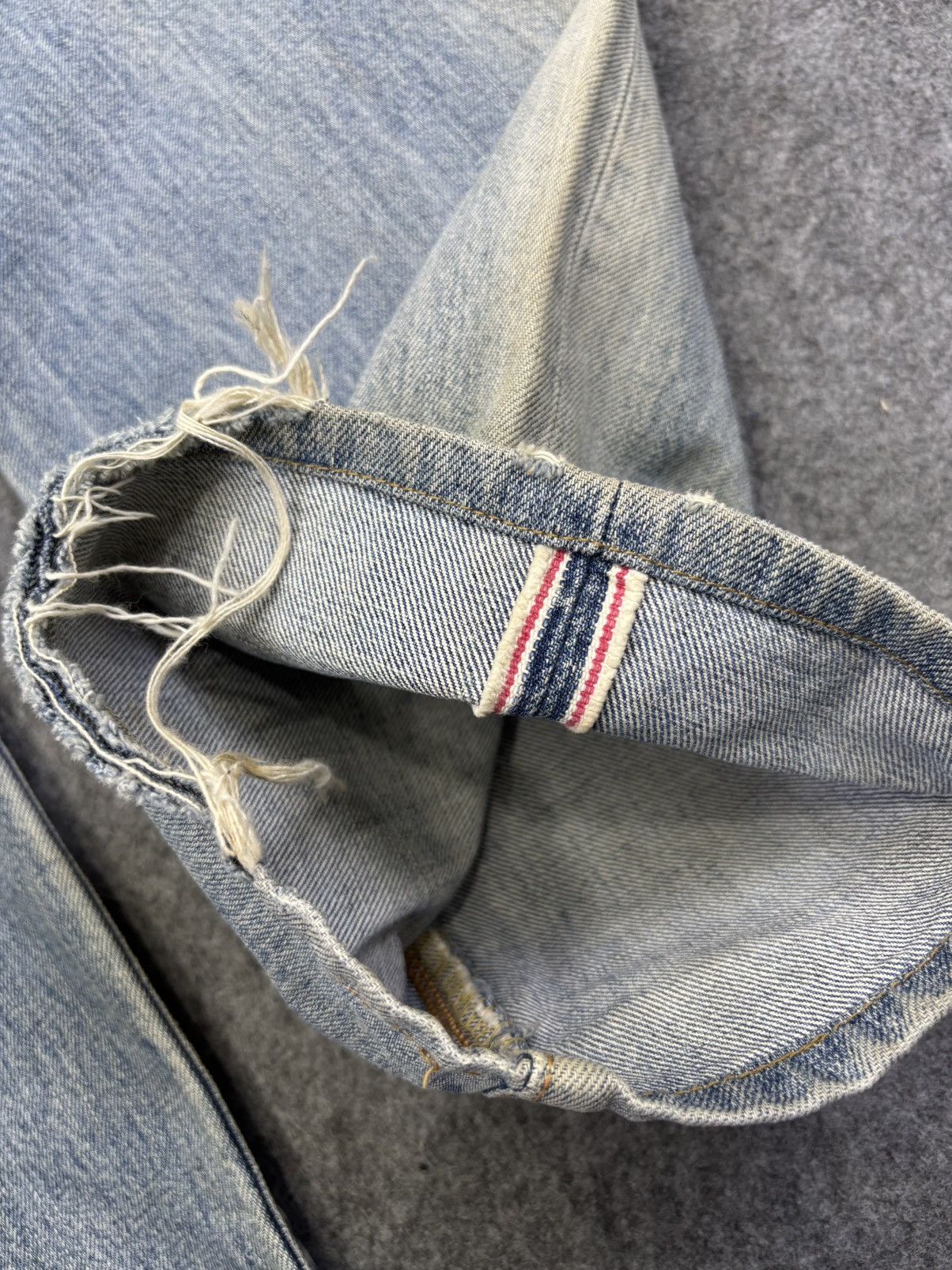 Edwin 💥Thrashed💥Vintage Edwin Wide Baggy Selvedge Denim F974 Size US 26 / EU 42 - 11 Thumbnail