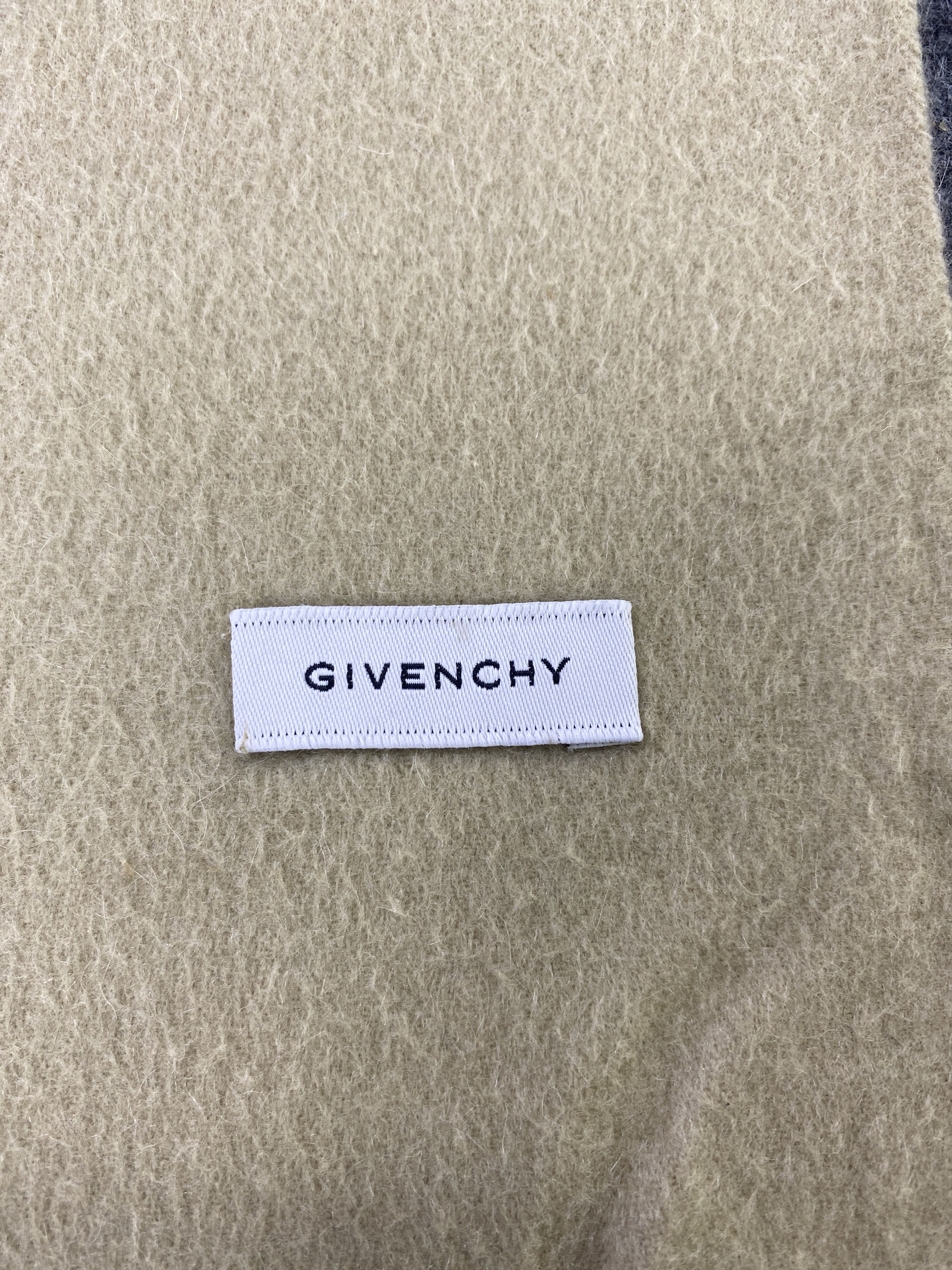 Givenchy Givenchy Scarf / Muffler / Neckwear -T996 Size ONE SIZE - 6 Thumbnail