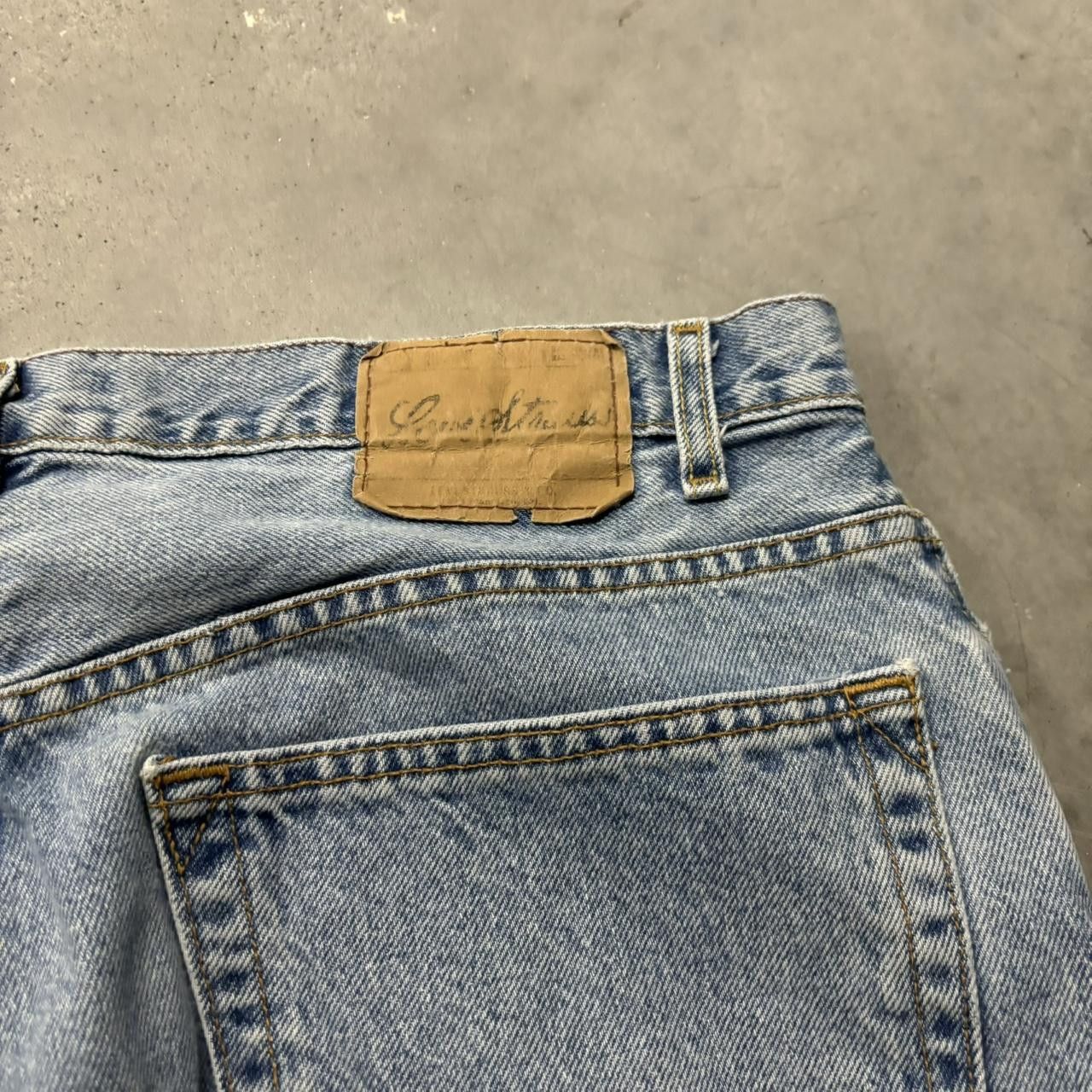 Levi's × Vintage Crazy Vintage Y2K/2000s Levi’s Light Wash Skater Denim Jeans! Size US 36 / EU 52 - 7 Thumbnail
