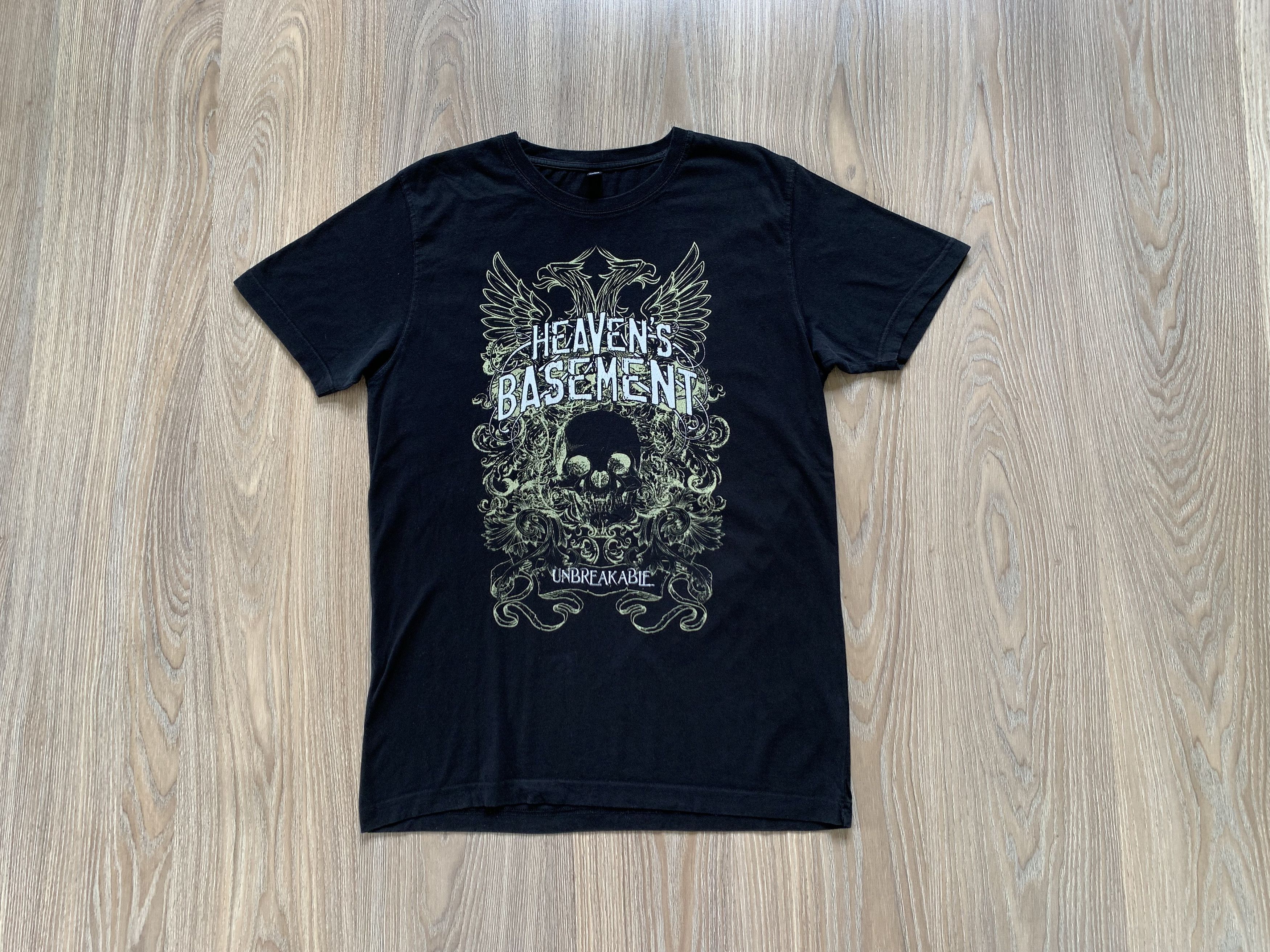 Band Tees Heaven's Basement Unbreakable 2011 T Shirt Size US M / EU 48-50 / 2 - 2 Thumbnail