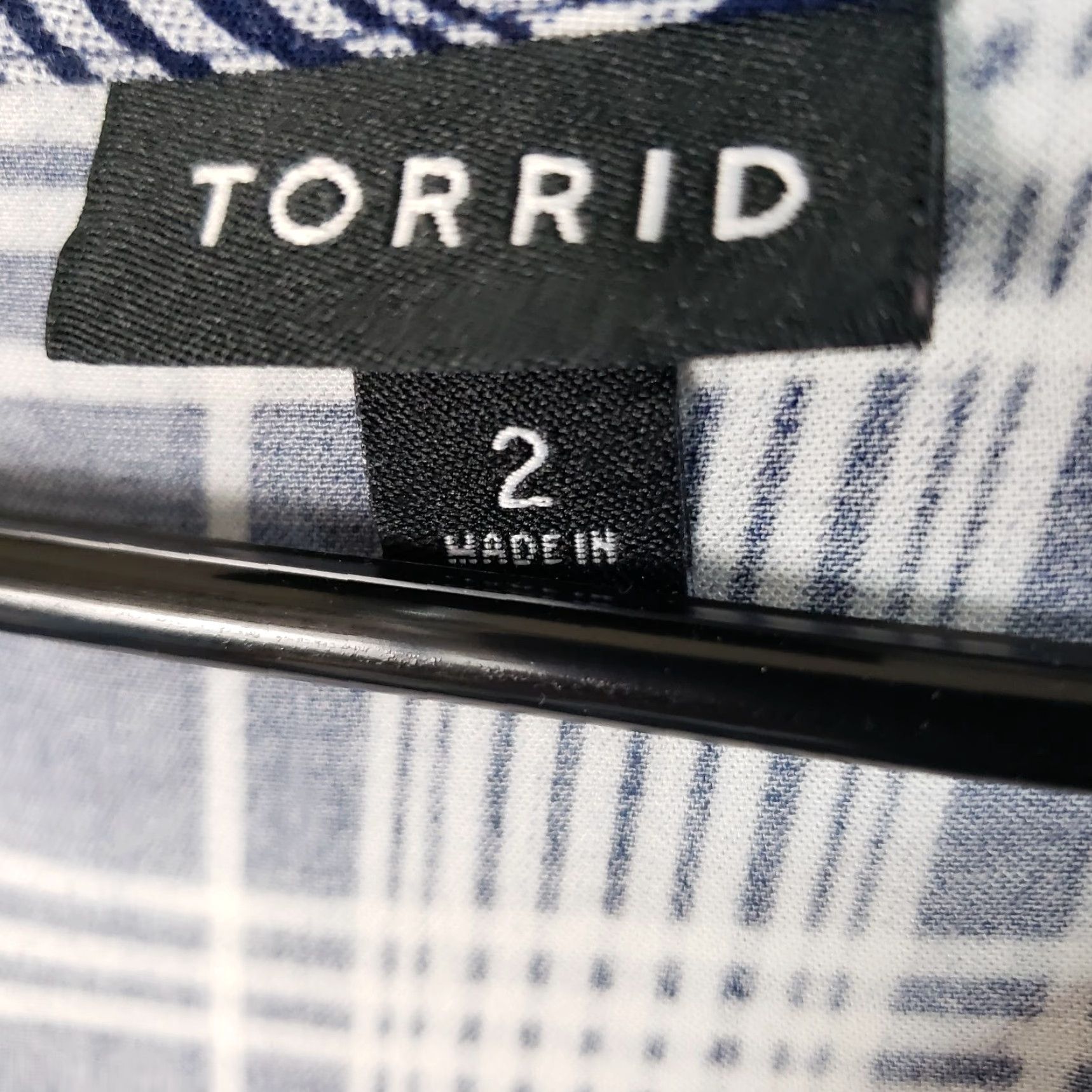 Torrid Torrid Womens Challis Tie Up Front Dress Sz 2X Blue White Plaid Short Sleeve Shirt Dress Womens Plus Size 2X Blue Plaid Size 40" / US 18 - 5 Thumbnail