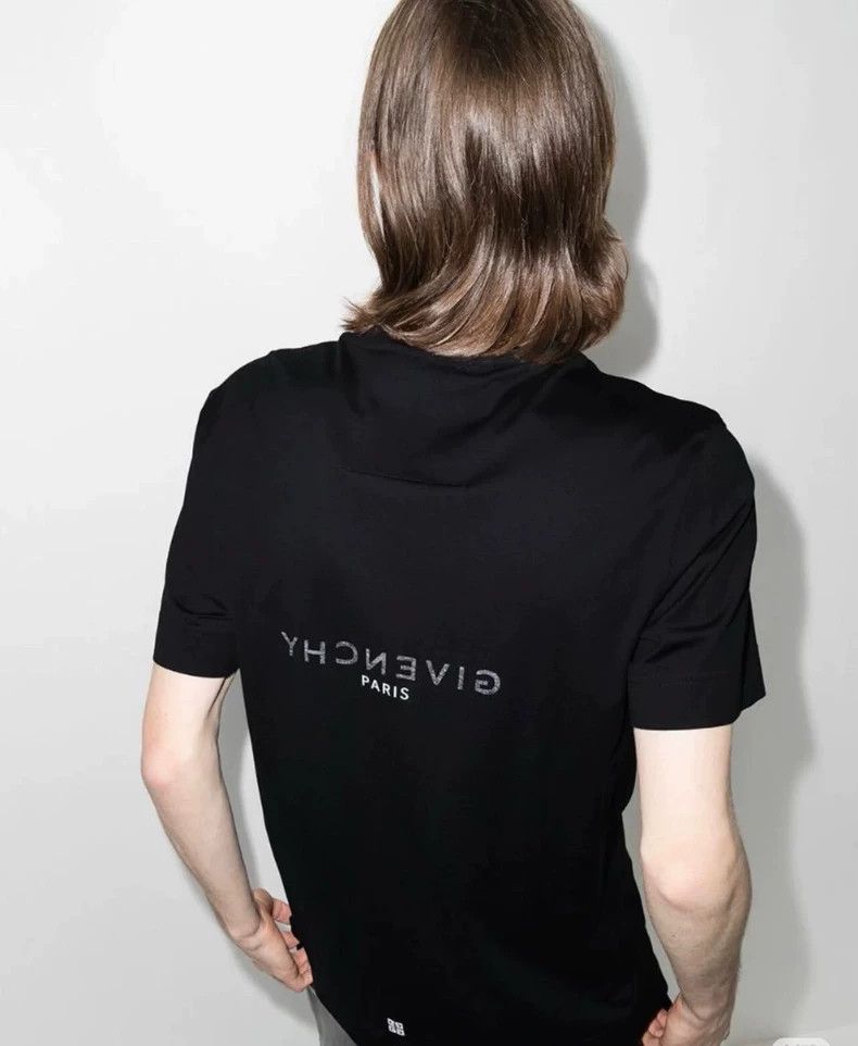Givenchy Givenchy T-Shirt Size US M / EU 48-50 / 2 - 9 Thumbnail