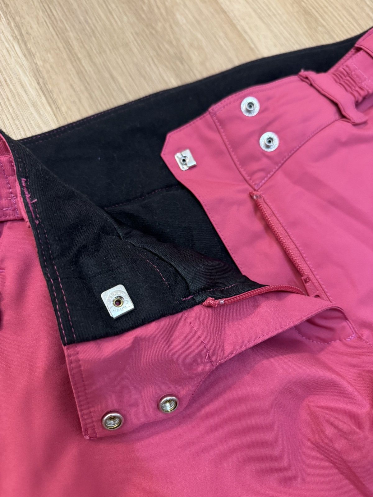 Phenix Phenix Pink Ski Pants size L snowboard trousers gorpcore Size 32" / US 10 / IT 46 - 8 Thumbnail