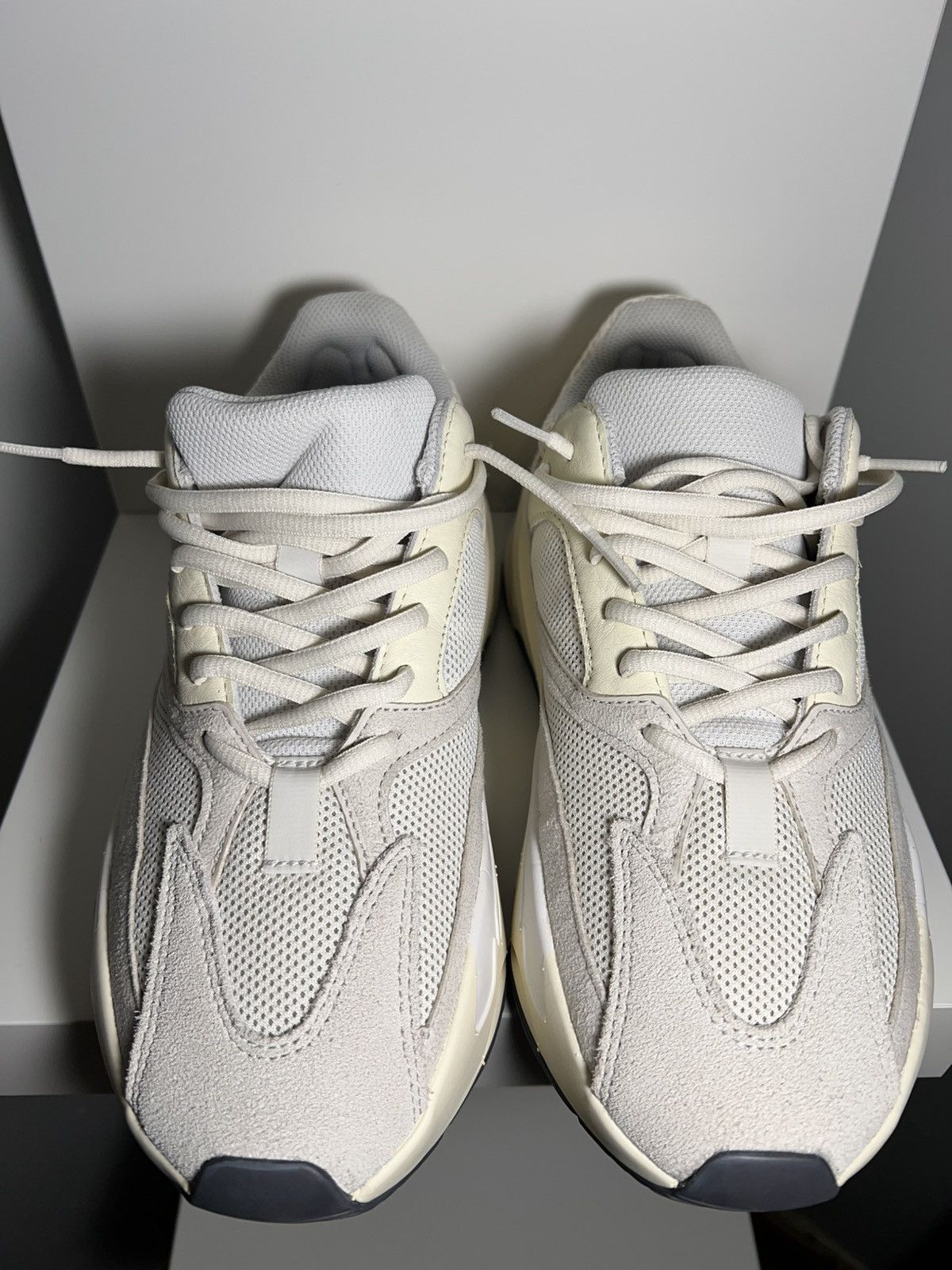 Yeezy Yeezy 700 analog Size US 8 / EU 41 - 1 Thumbnail