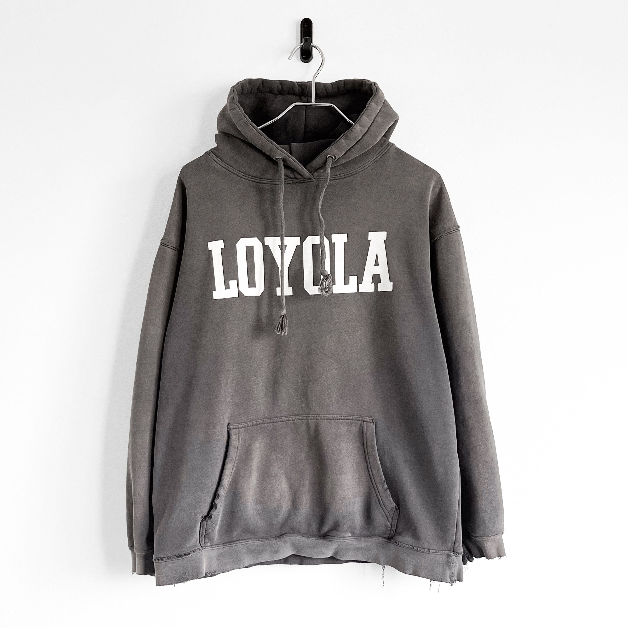 Vintage Rare Vintage Loyola School Distressed Sun Faded Sweatshirt Size US M / EU 48-50 / 2 - 1 Thumbnail