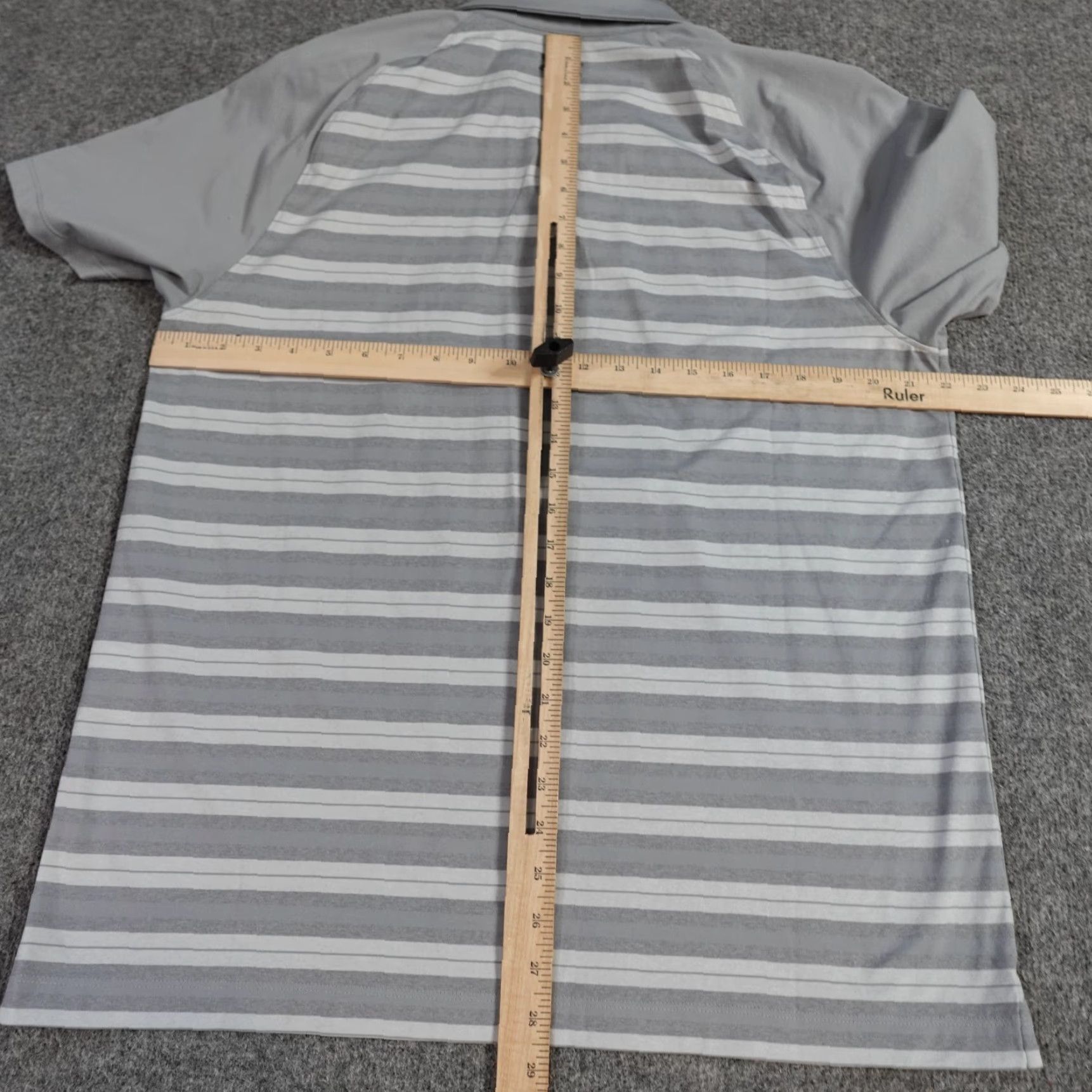 Under Armour Under Armour Polo Shirt Large Gray Striped Raglan Performance Shirt Men Polo Gray Striped Performance Size US L / EU 52-54 / 3 - 5 Thumbnail