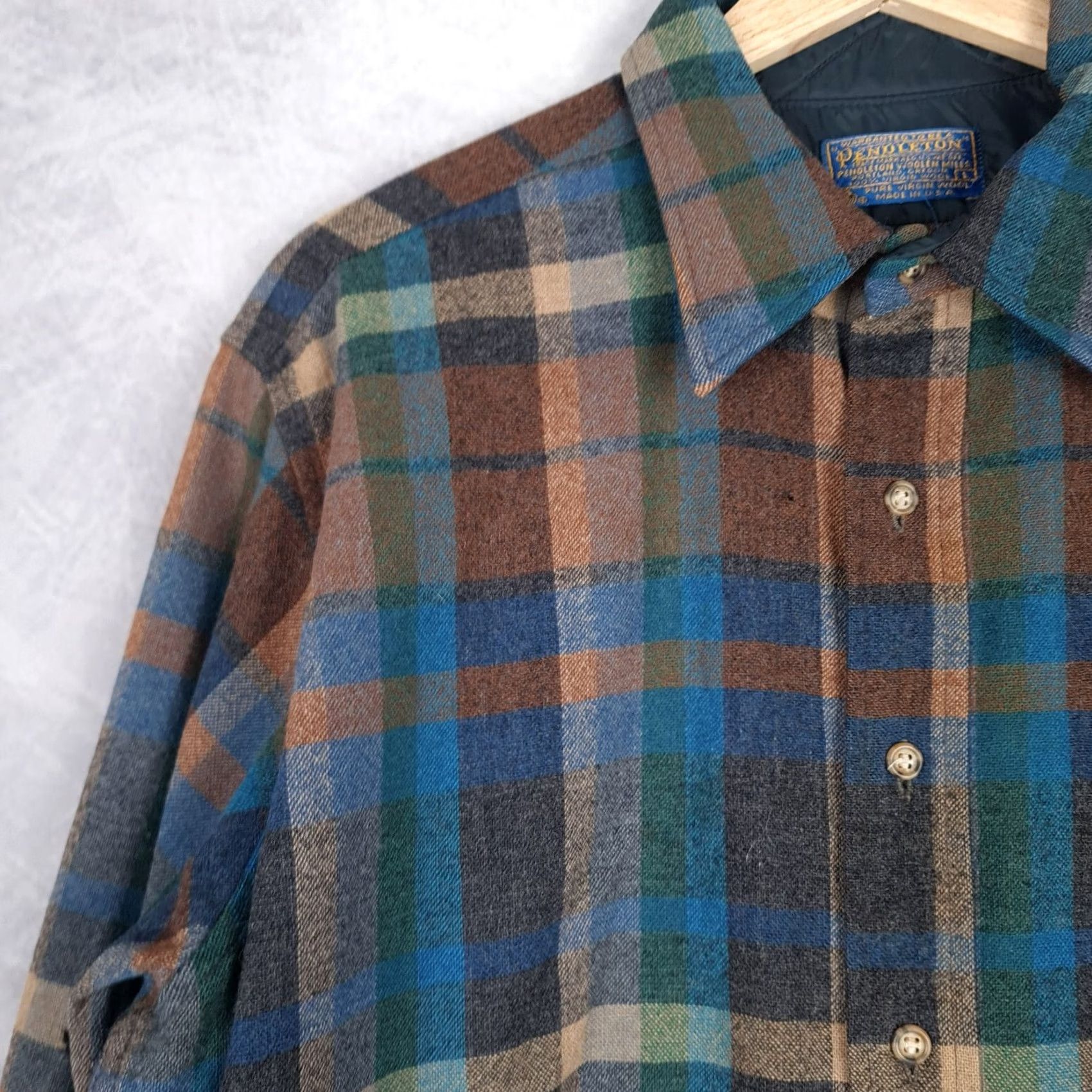 Pendleton VINTAGE Pendleton Wool Shirt Mens L Blue Plaid Wool Button-Up Long Sleeve Casual 60s Chore Pocketed Size US L / EU 52-54 / 3 - 5 Thumbnail