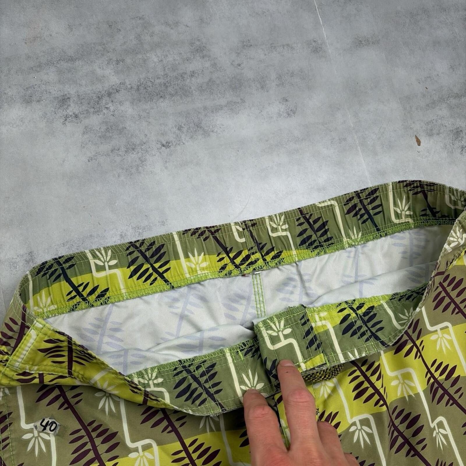 Gotcha Y2K Green Gotcha Grunge Baggy Surf Board Shorts Size US 36 / EU 52 - 4 Thumbnail