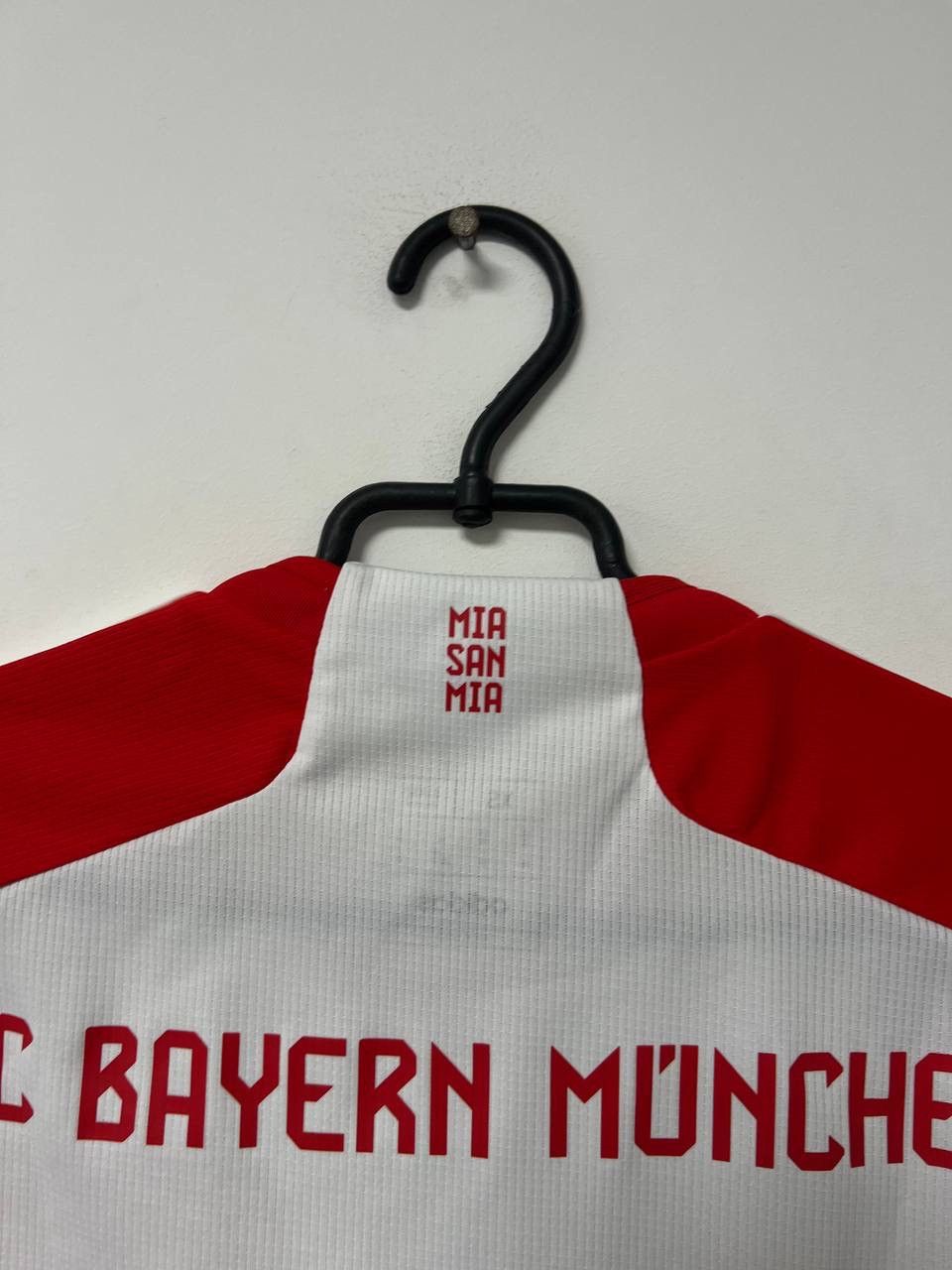 Adidas Bayern Munchen 2023/24 Home Jersey Football Shirt Adidas XS Size US XS / EU 42 / 0 - 12 Thumbnail