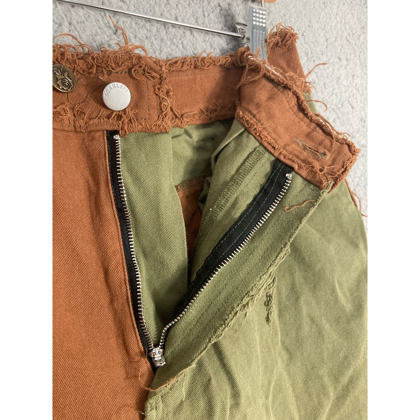 Shein Shein Mom Fit Patched Jeans Pants Women Size M Distressed Size 28" / US 6 / IT 42 - 10 Thumbnail