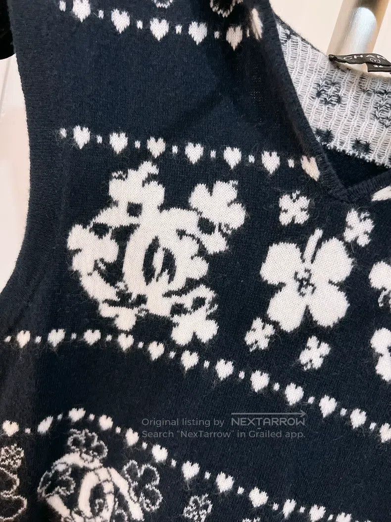 Chanel Chanel Double C clover cashmere sweater Size XS / US 0-2 / IT 36-38 - 5 Thumbnail