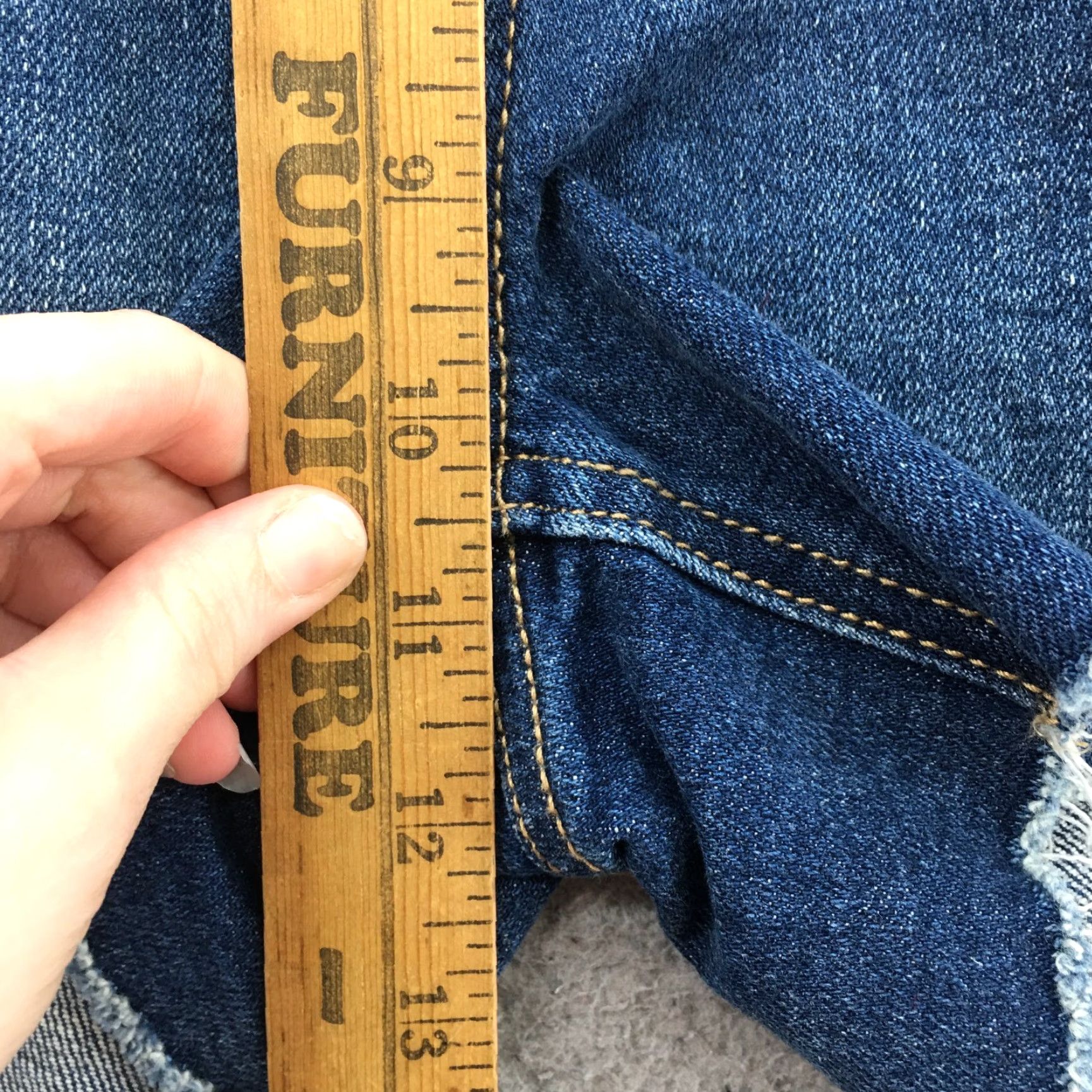 Old Navy Old Navy Shorts Womens 2 Blue Denim Cotton Blend Zip NEW Cut-Off Shorts, 28in Waist 3.5in Inseam Size 26" / US 2 / IT 38 - 7 Thumbnail