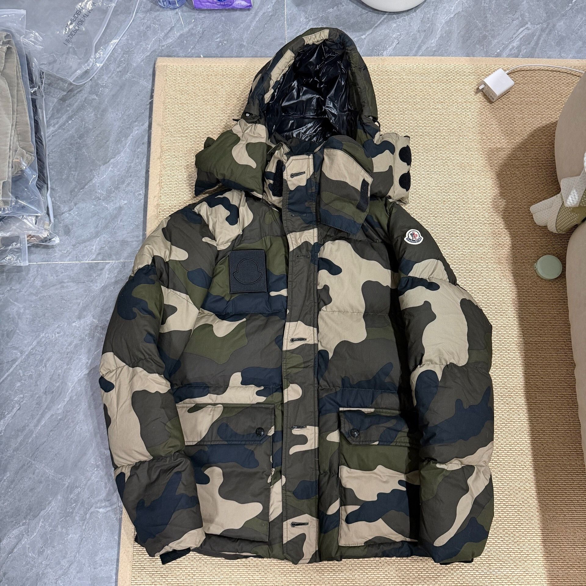 Moncler Moncler Camouflage Down Jacket with Hood Size US L / EU 52-54 / 3 - 1 Thumbnail