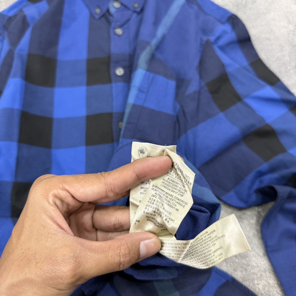 Burberry Burberry brit plaid nova blue button shirt Size US L / EU 52-54 / 3 - 6 Thumbnail