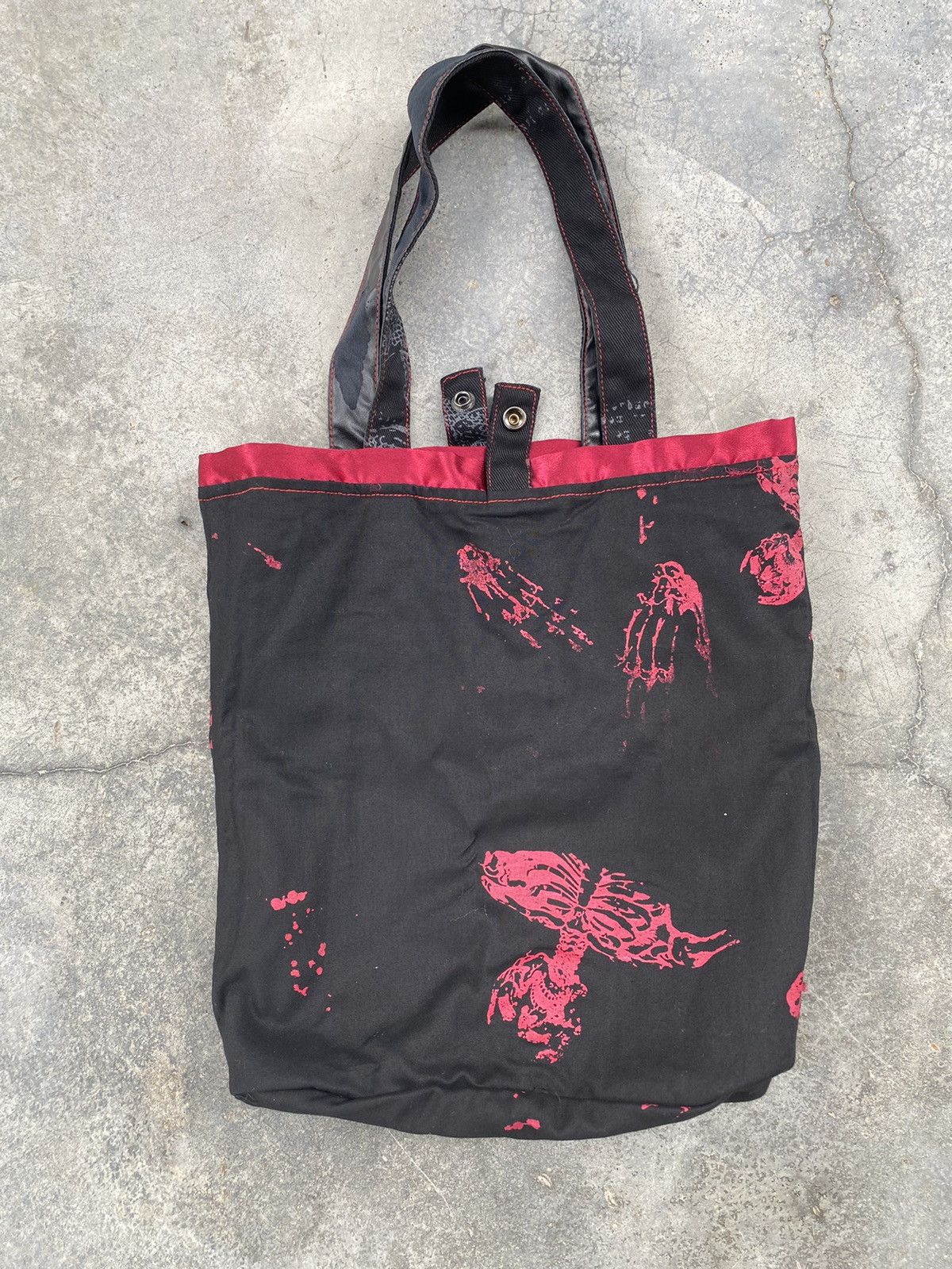Japanese Brand Vintage Devil H.naoto Multi-Pocket Distressed Tote Bag Size ONE SIZE - 3 Thumbnail