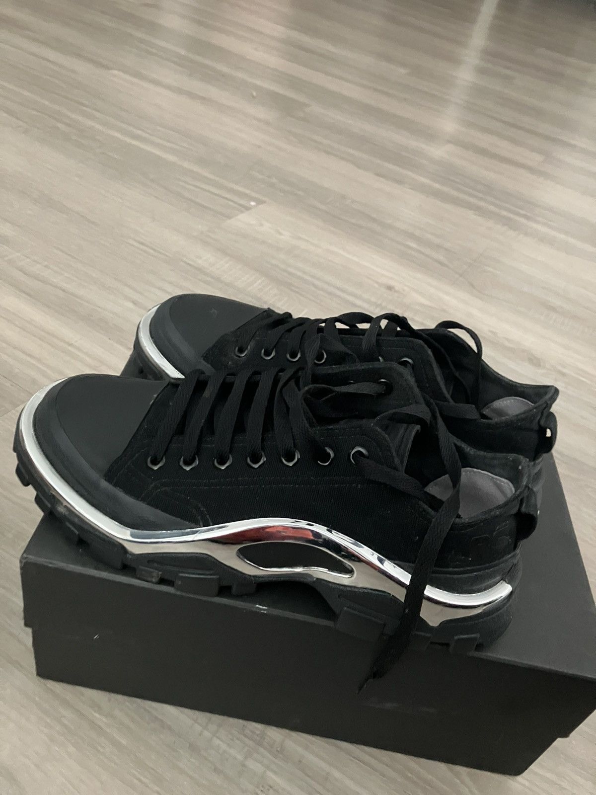 Adidas × Raf Simons Raf Simons \ Addidas Size US 6 / EU 39 - 3 Thumbnail