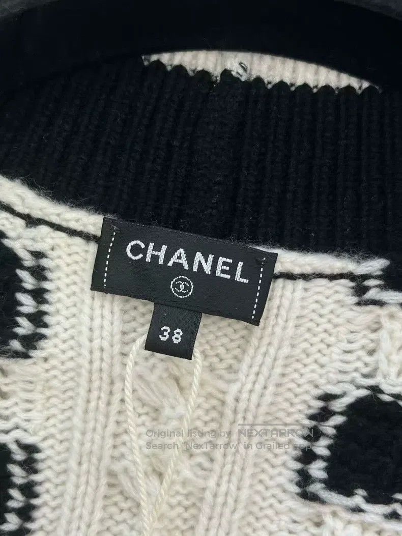 Gucci Gucci Black and white checkerboard knitted V-neck sweater Size XS / US 0-2 / IT 36-38 - 5 Thumbnail