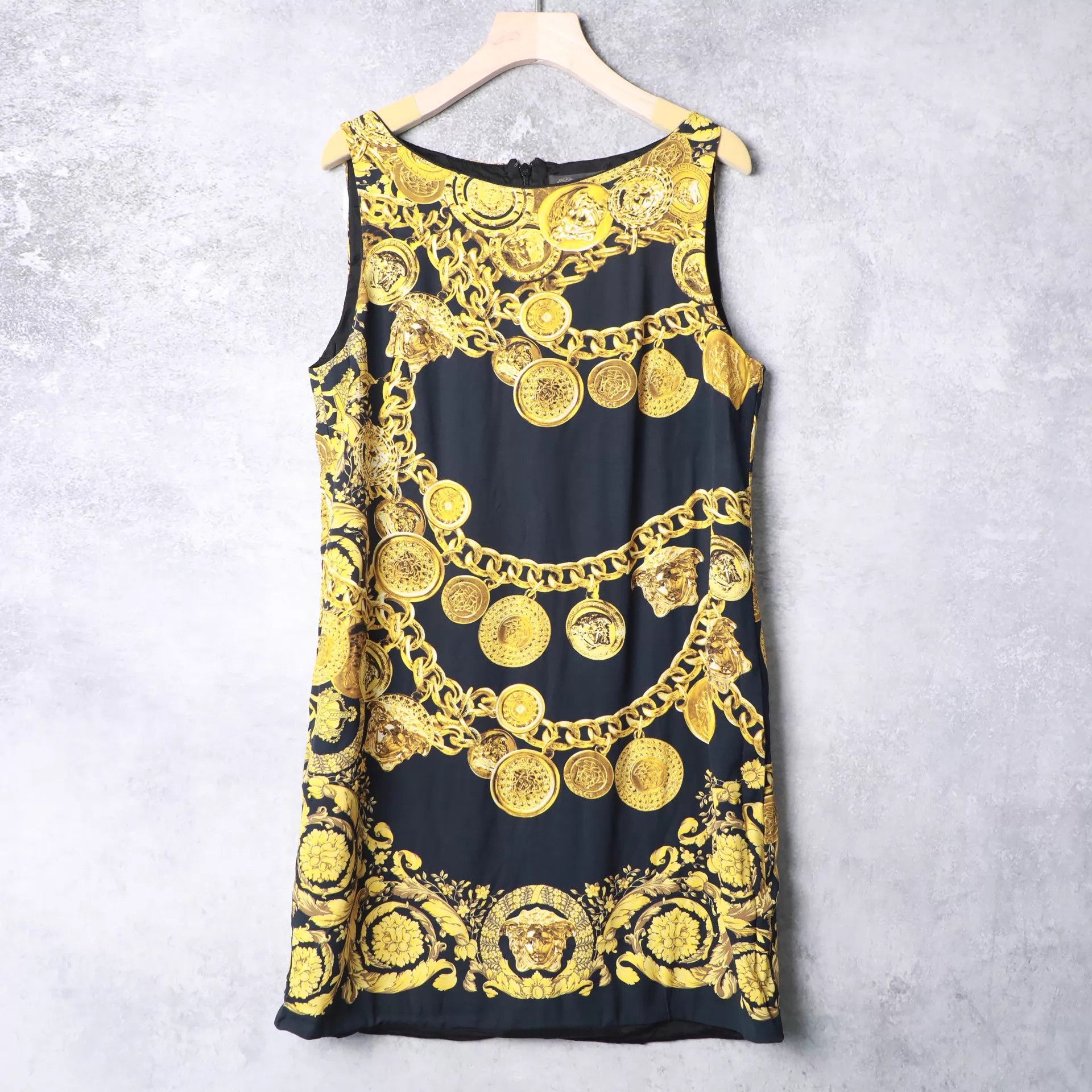 Versace Versace women's mini dress 42 Size M / US 6-8 / IT 42-44 - 1 Thumbnail
