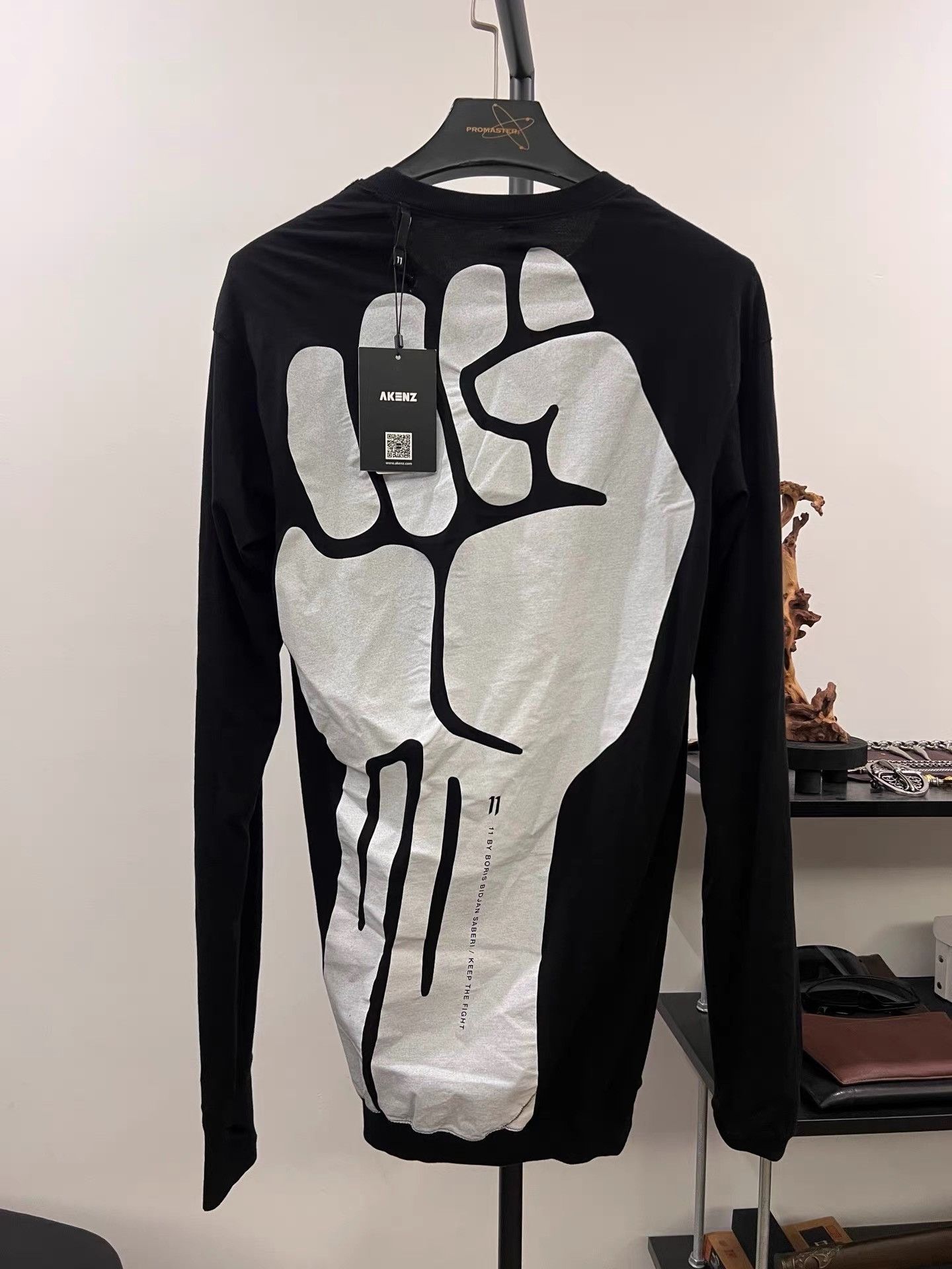 11 By Boris Bidjan Saberi 11by BBS Two-Sided Print Base Layer Sweatshirt K35 Size US XXS / EU 40 - 1 Thumbnail