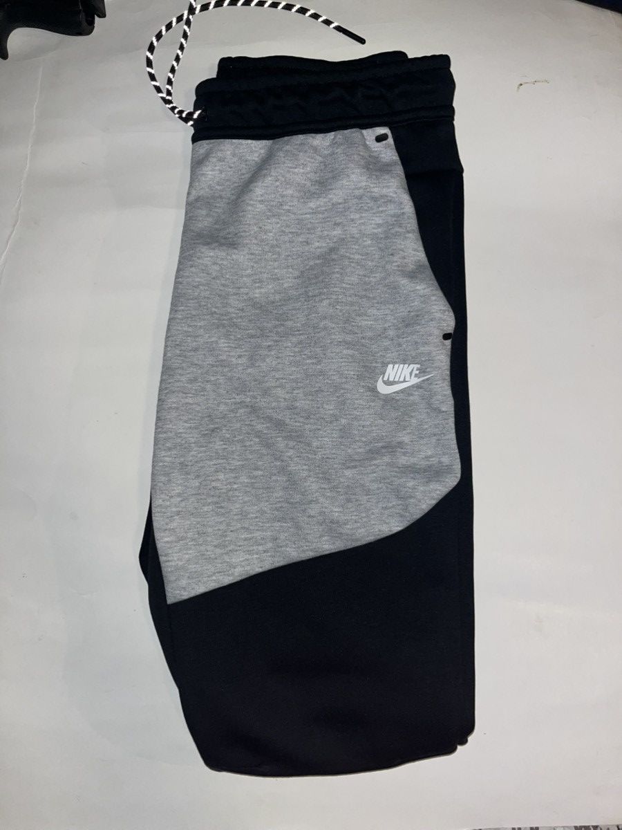 Nike Black and Grey Nike Sweat Pants Size US 34 / EU 50 - 1 Thumbnail