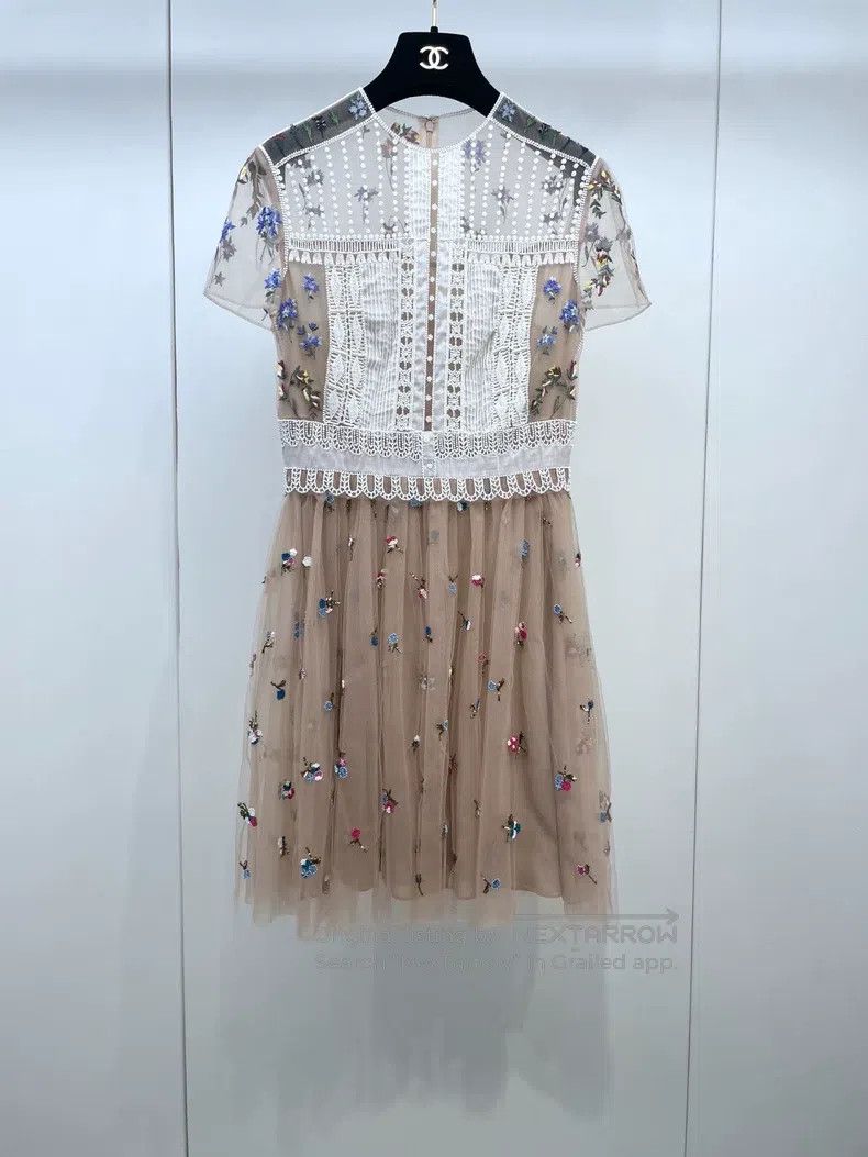 Valentino Valentino Heavy work embroidered beaded dress Size L / US 10 / IT 46 - 1 Thumbnail